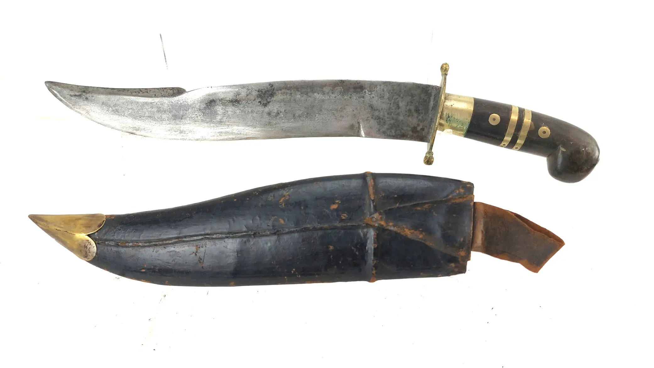 Indian Bowie-Style Fighting Knife – Horn and Brass Hilt, Possibly by The Army Traders, Dehradun (2)