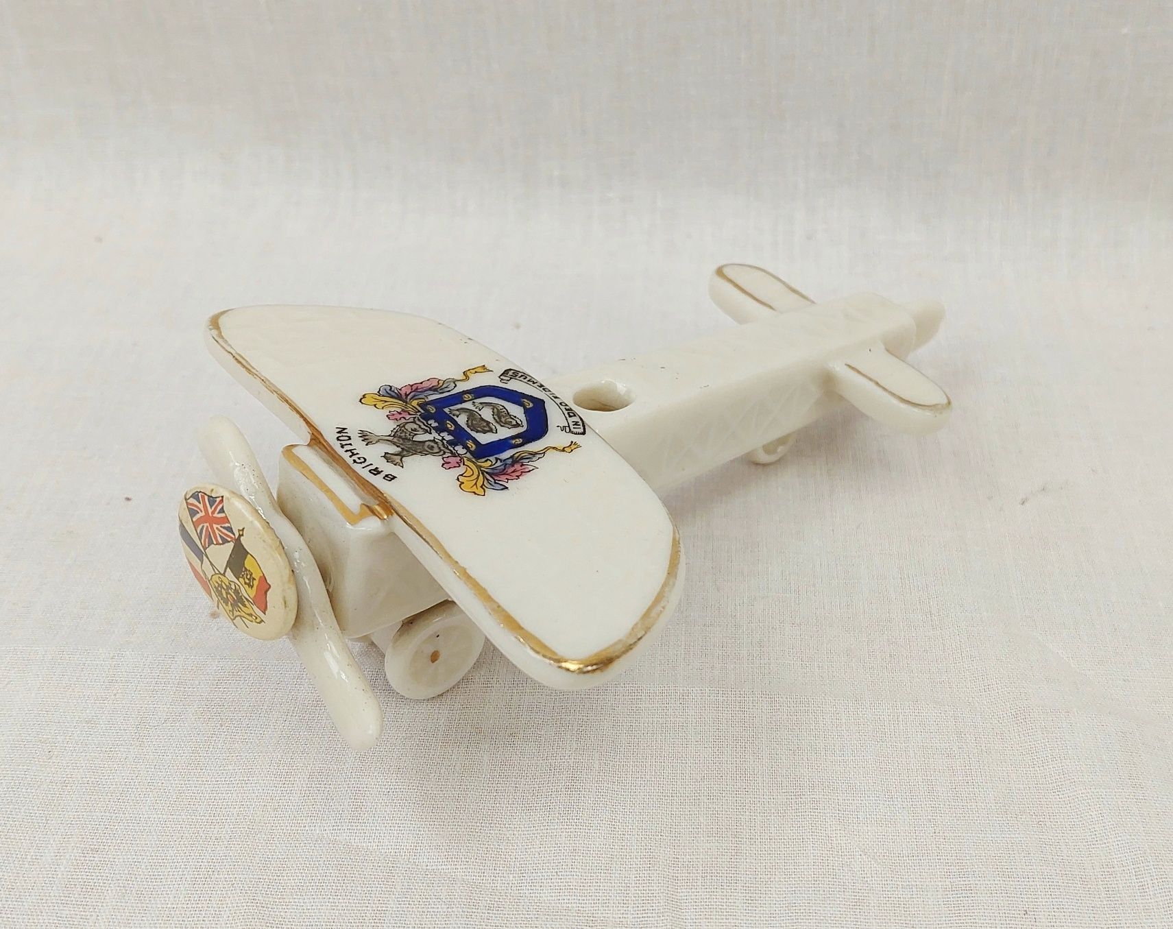 JA_2117205116 - WW1 Corona Crested China Model of a Monoplane – Brighton (1)