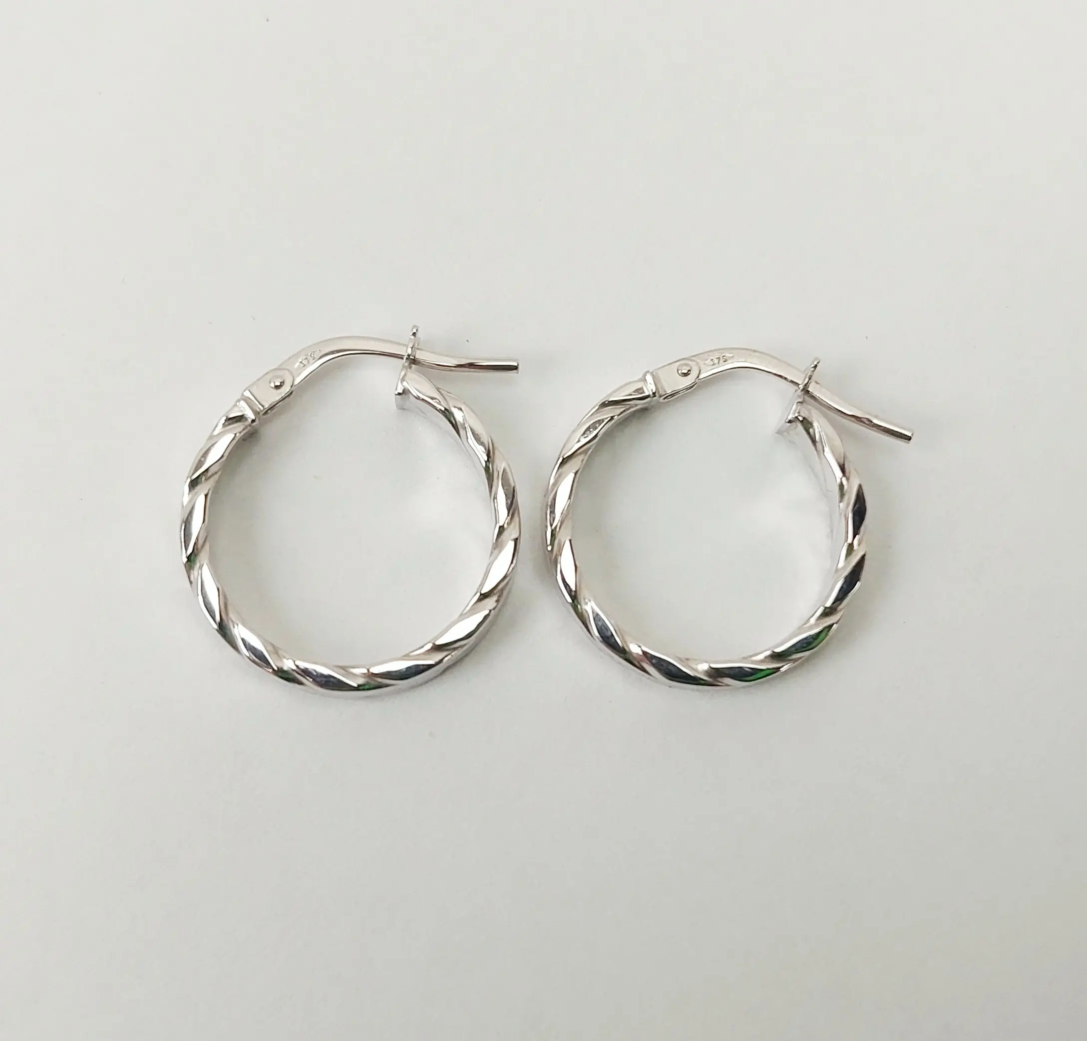 JA_2442204100 - 9ct White Gold Patterned Hoop Earrings (1)