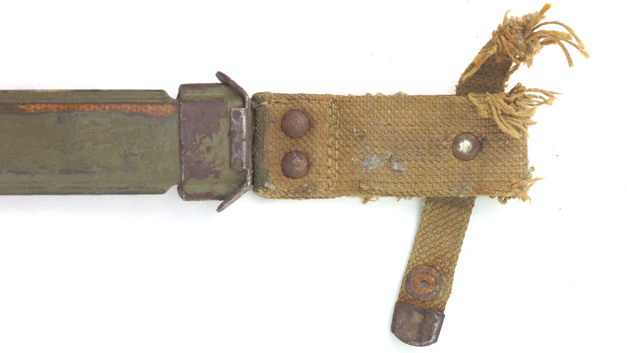 Reproduction, U.S., WW2, M3 Fighting Knife (S.W.I. 1943), with M6 Scabbard (17)