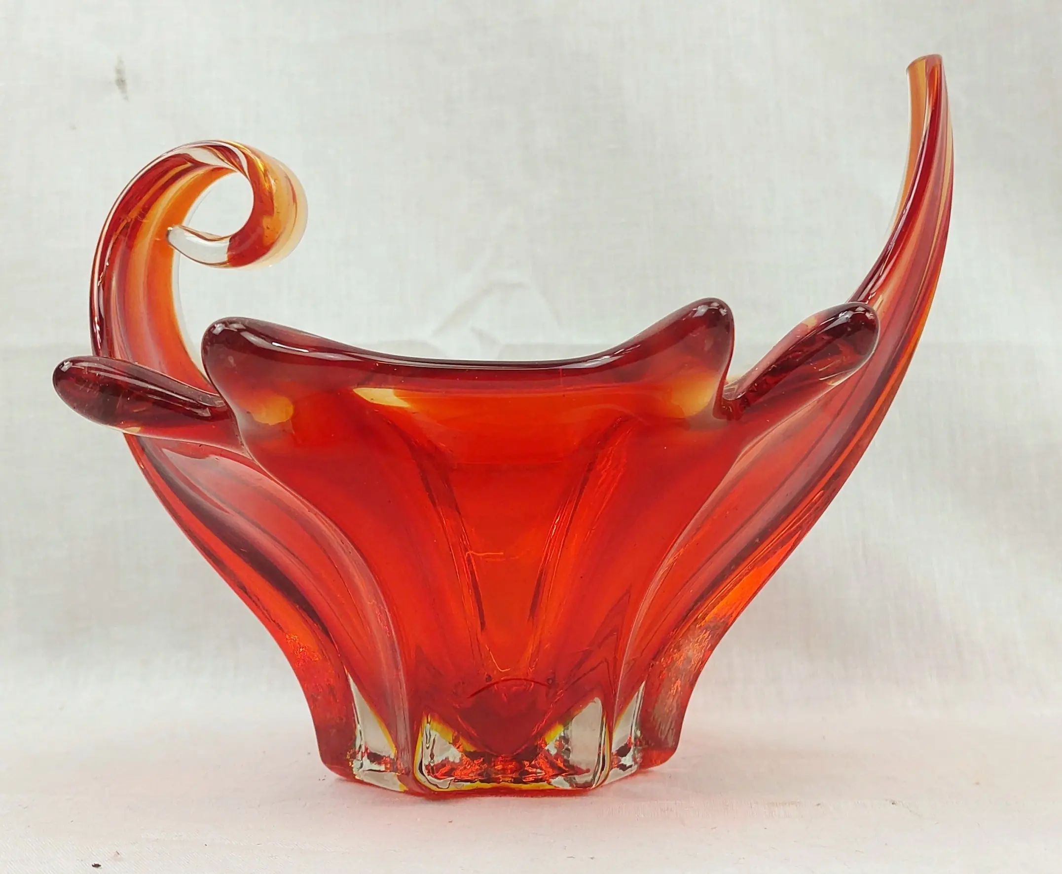 1950s Murano Uranium And Cadmium Glass Bowl 2