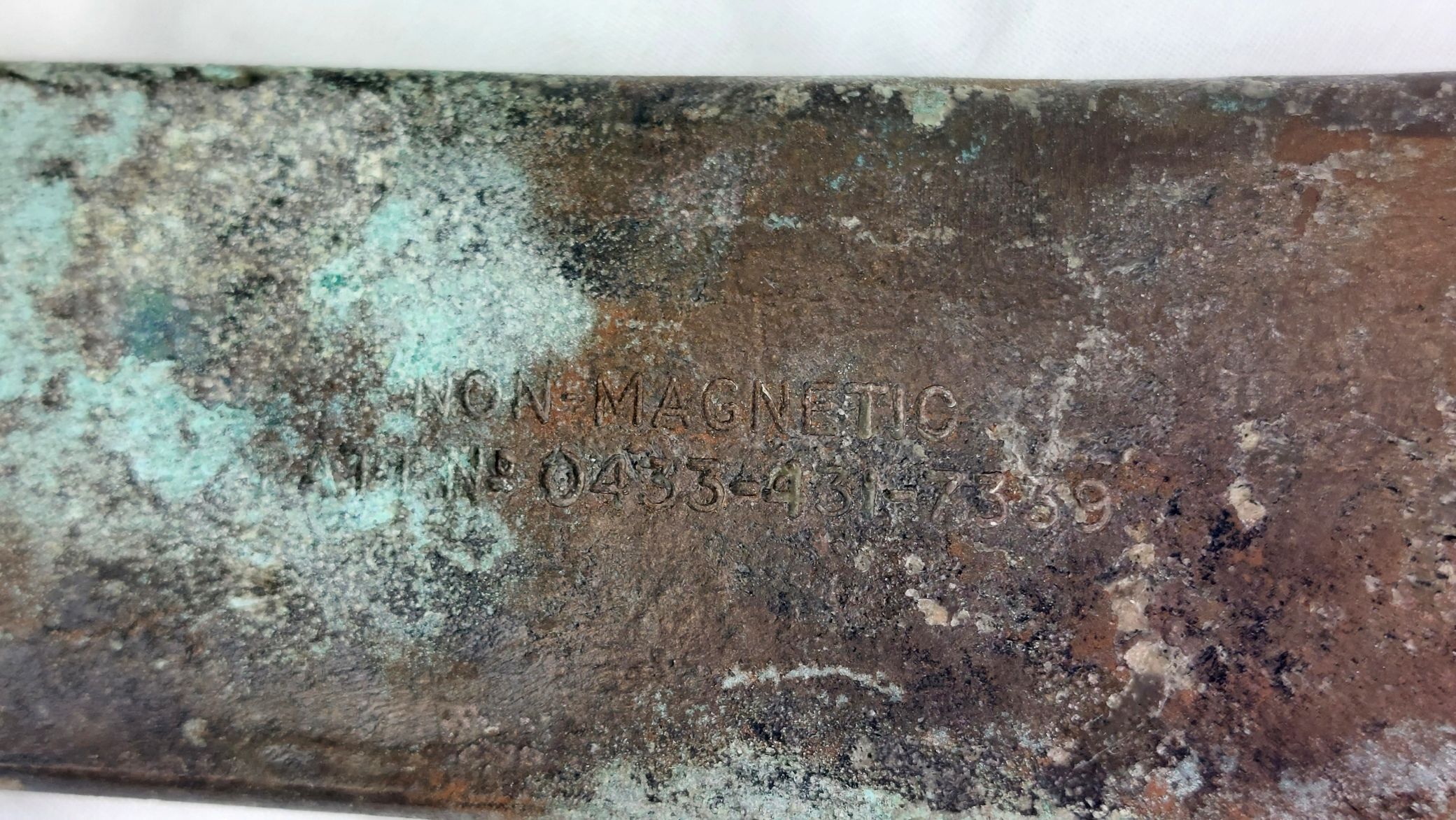 British, Post WW2, Siebe Gorman Diver’s Knife, AP.6260, Non-Magnetic, with Nato-marked scabbard (10)