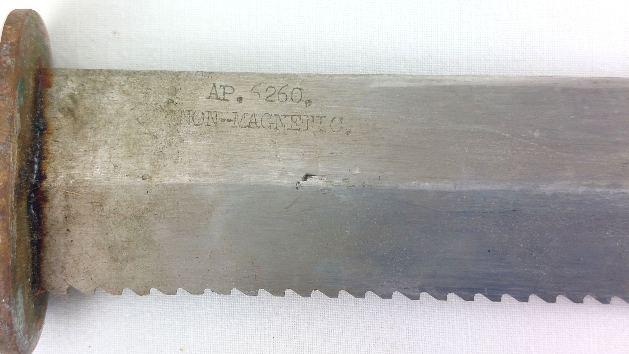 British, Post WW2, Siebe Gorman Diver’s Knife, AP.6260, Non-Magnetic, with Nato-marked scabbard (3)
