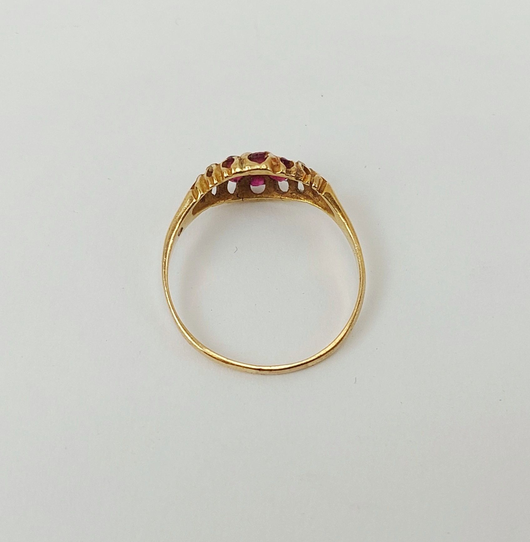 JA_3392206872 - 18ct Gold Ruby & Diamond Ring UK Size R+, US 9 (6)