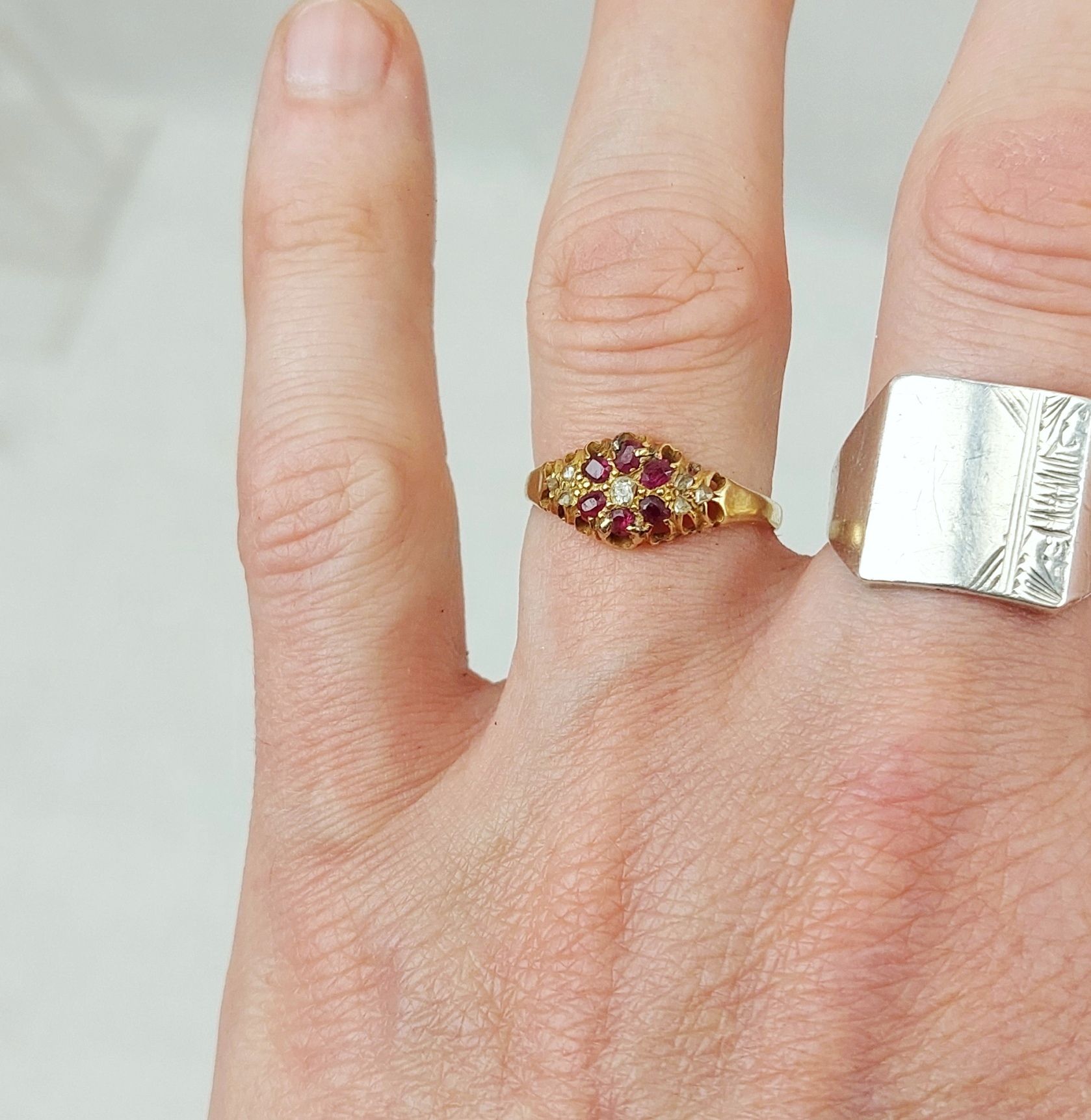 JA_3392206872 - 18ct Gold Ruby & Diamond Ring UK Size R+, US 9 (7)