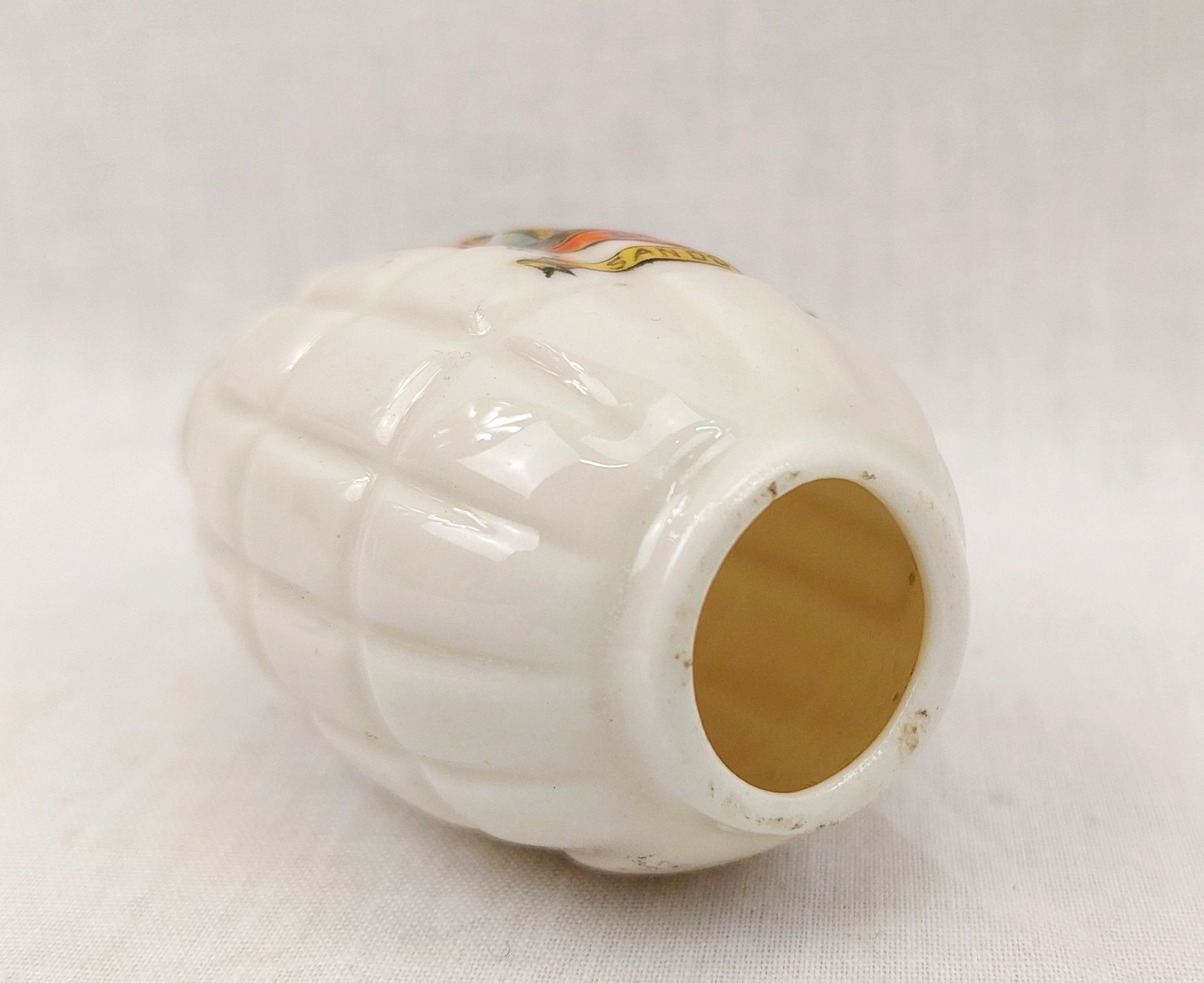 WW1 Sandown Mills Bomb Crested China 4