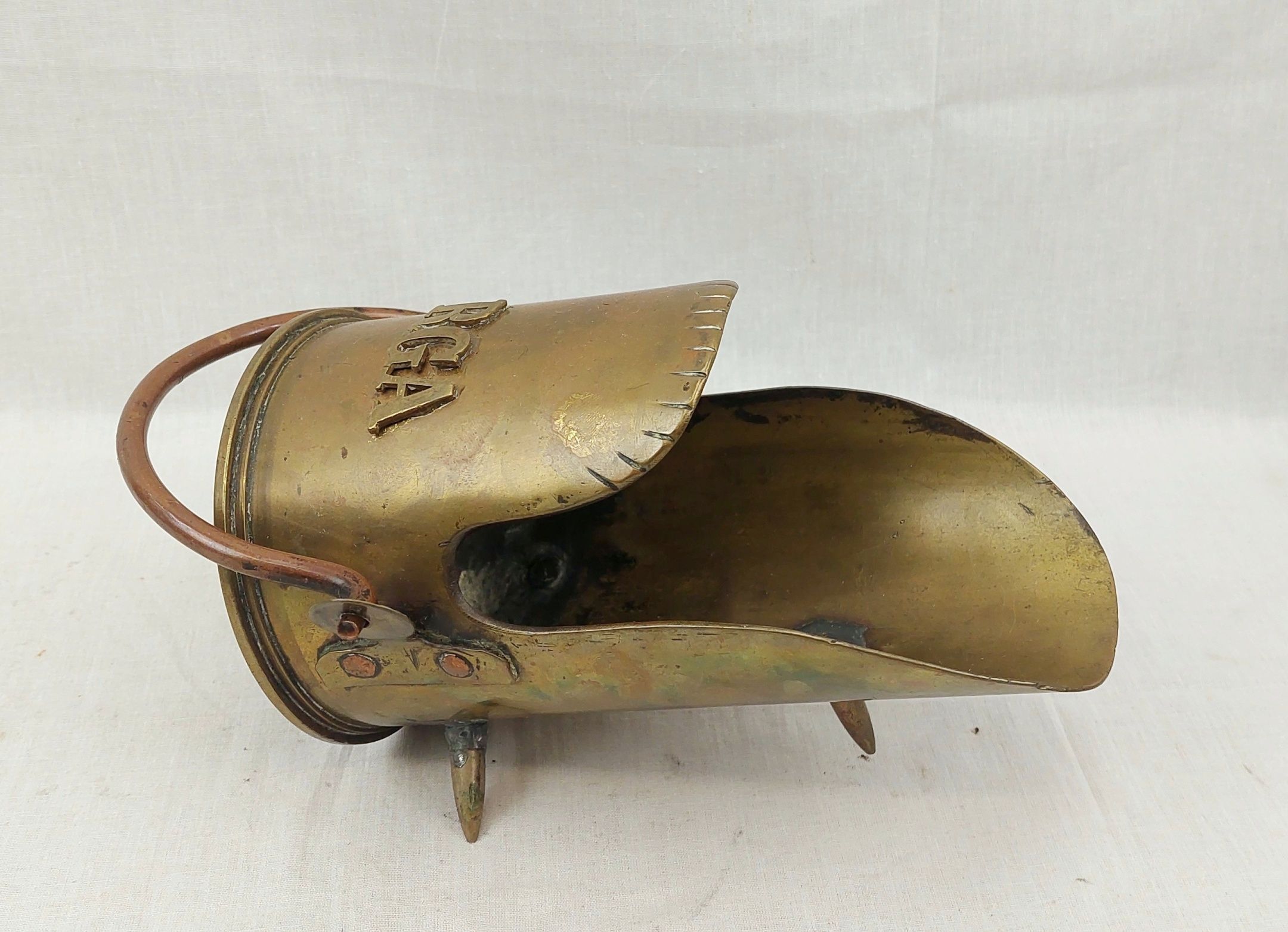 1916 18 Pounder Royal Garrison Artillery Trench Art Coal Scuttle 1
