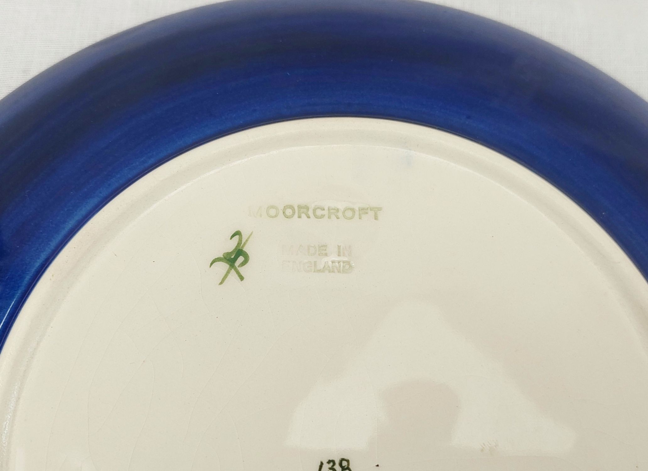 JA_6922209383 - Limited Edition Moorcroft Buttercup Pattern Plate (7)