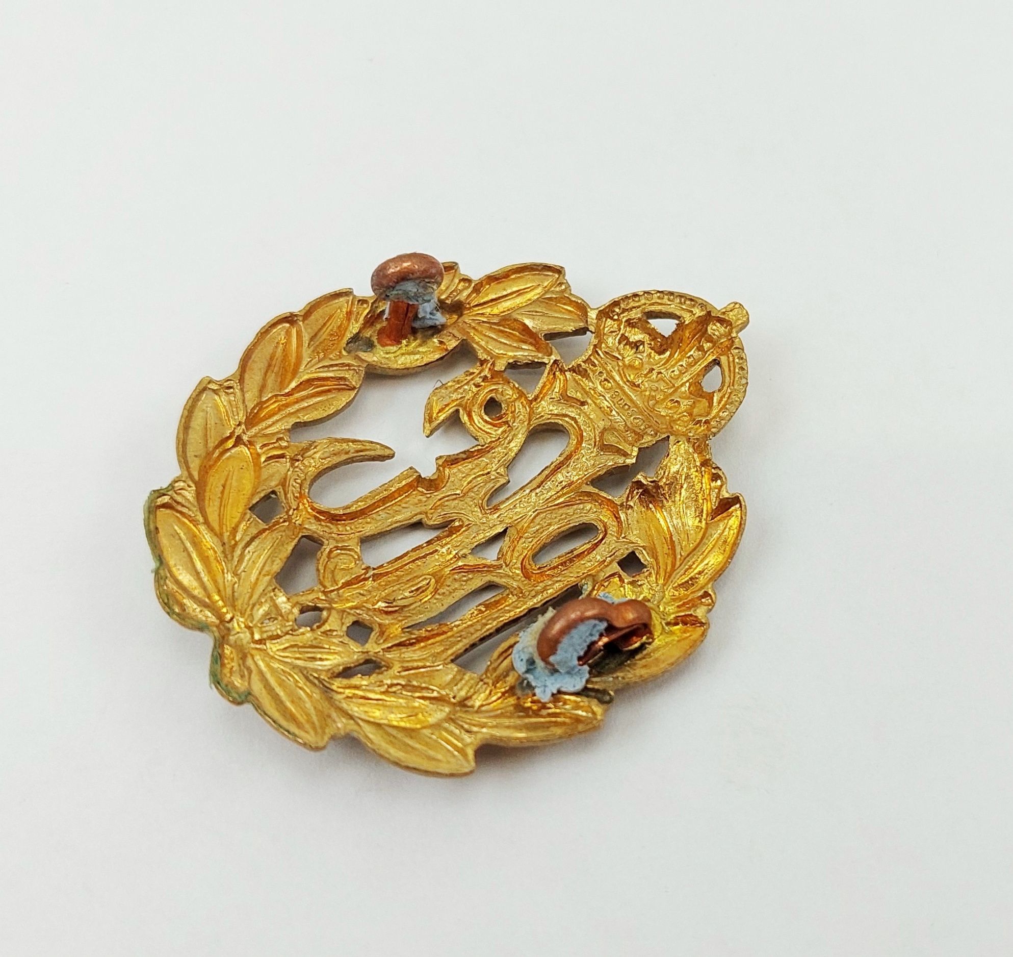 WW1 RFC Royal Flying Corps Cap Badge 2