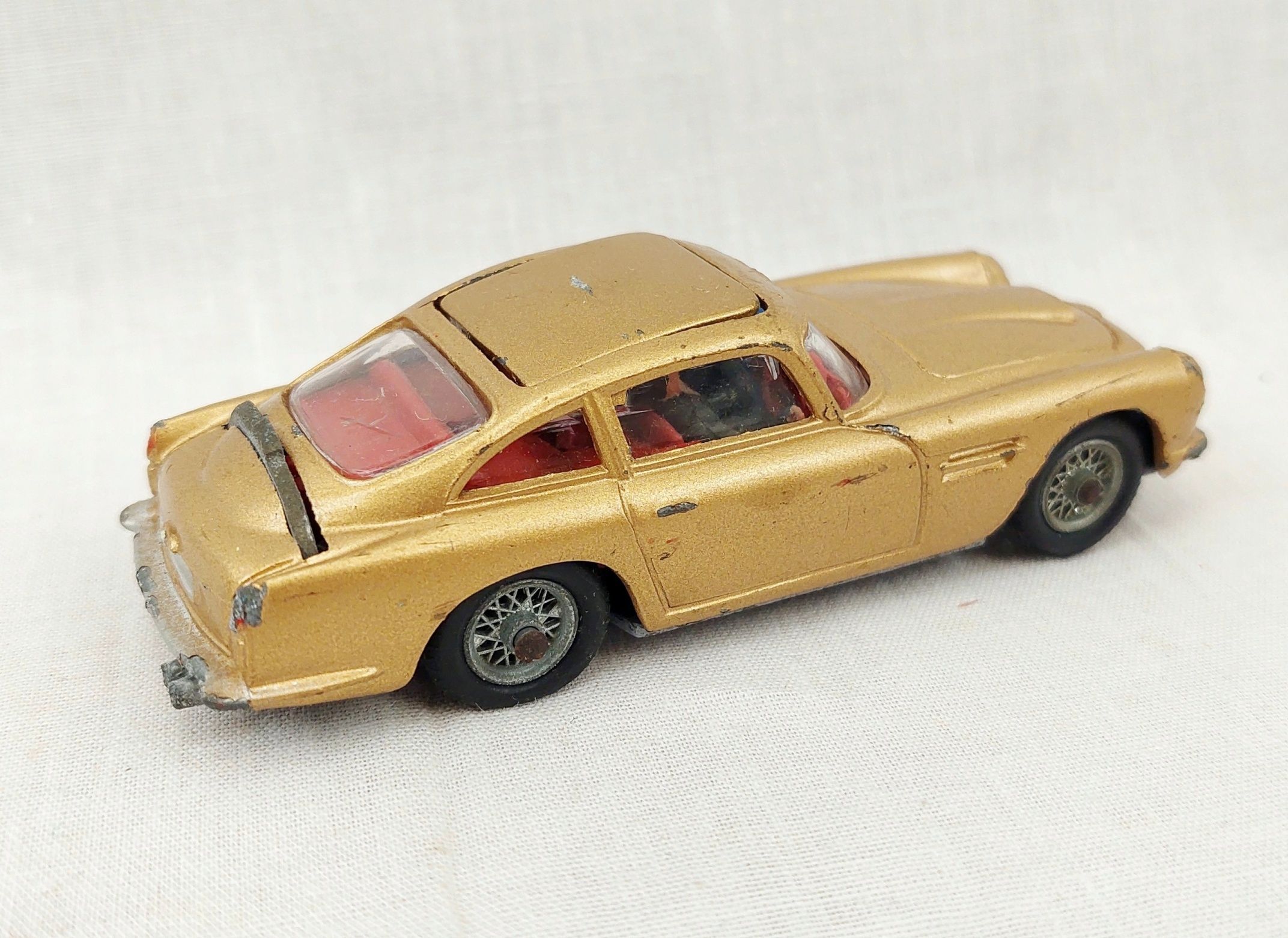 JA_8728211606 - Corgi Toys 261 James Bond Aston Martin DB5 (3)