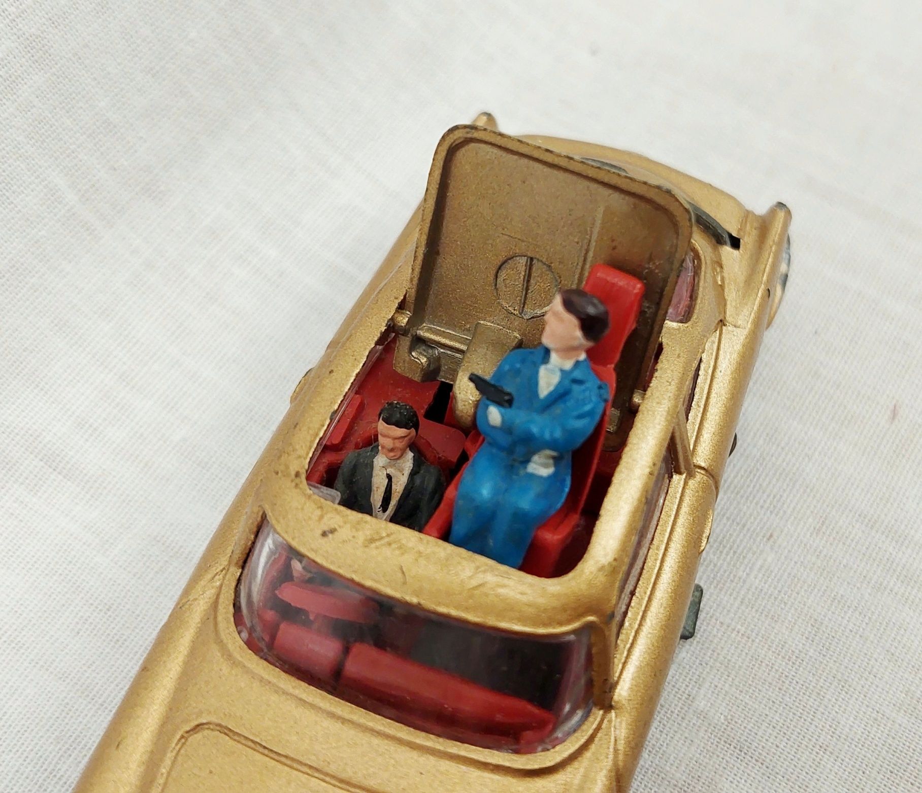 JA_8728211606 - Corgi Toys 261 James Bond Aston Martin DB5 (7)