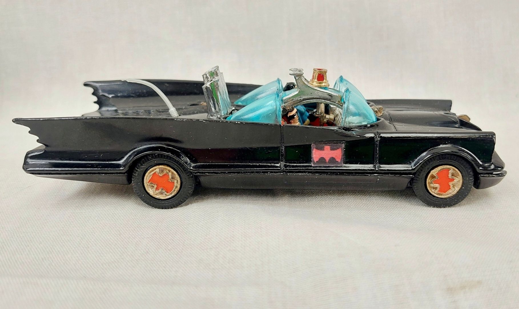 Restored Corgi Toys 267 Batmobile 6