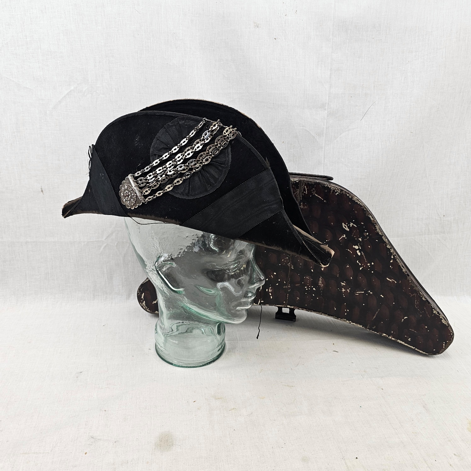 Victorian Court Cocked Hat And Japanned Tin Case 1
