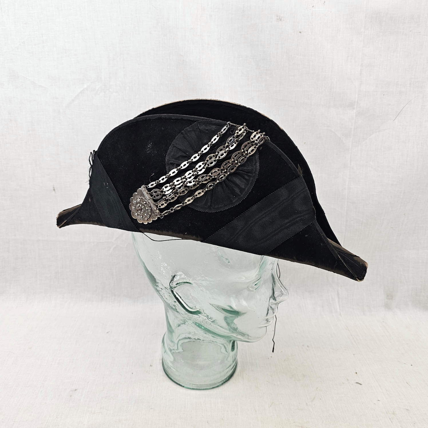 Victorian Court Cocked Hat And Japanned Tin Case 2