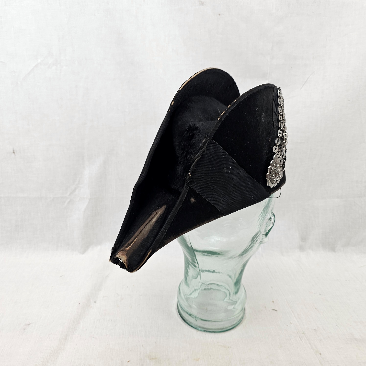 Victorian Court Cocked Hat And Japanned Tin Case 6