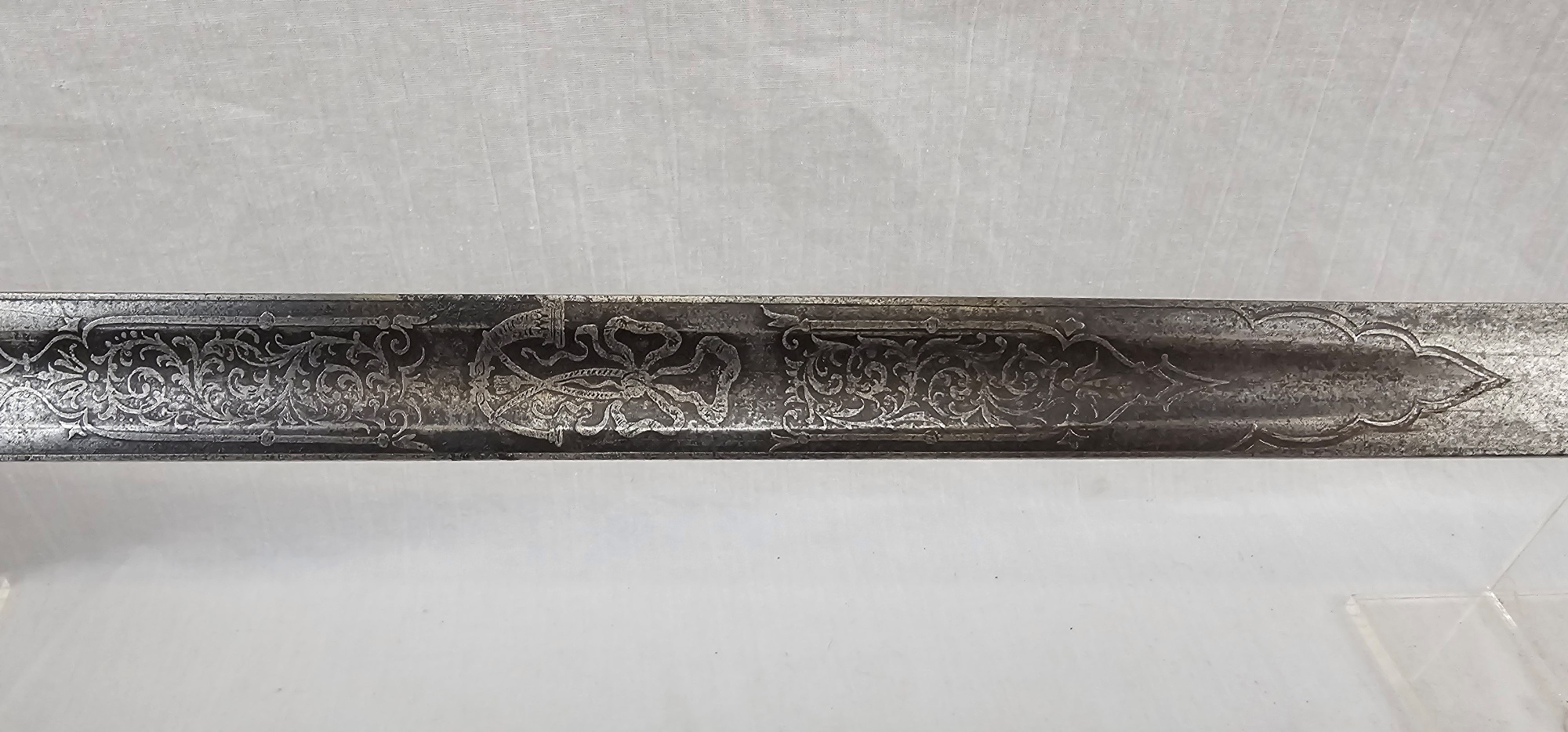 Early 20th Century Edward VII Royal Rifle Sword and Scabbard (15)
