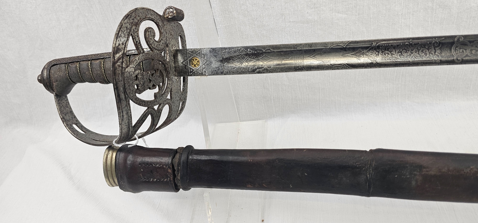 Early 20th Century Edward VII Royal Rifle Sword and Scabbard (4)