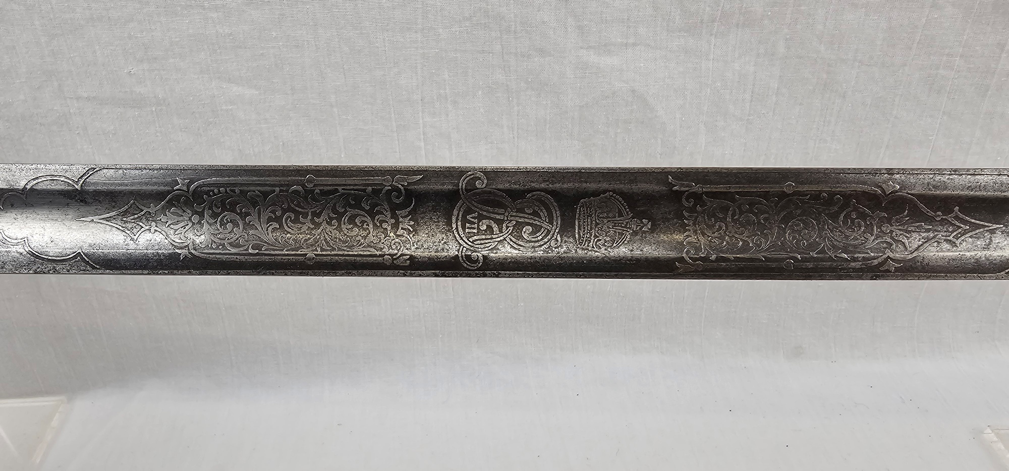 Early 20th Century Edward VII Royal Rifle Sword and Scabbard (5)