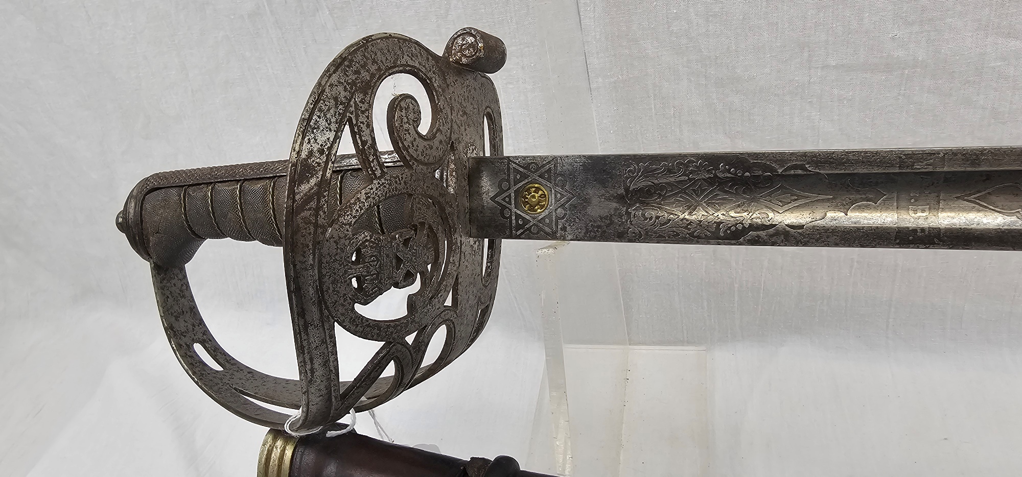 Early 20th Century Edward VII Royal Rifle Sword and Scabbard (6)