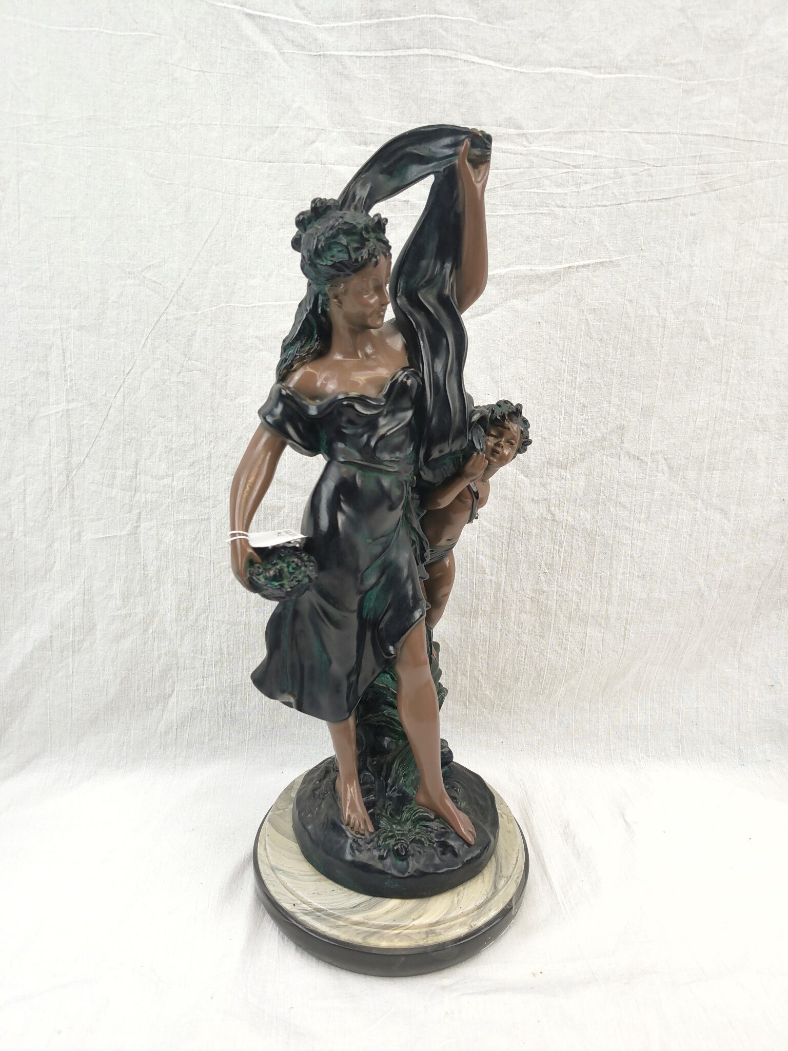 Edwardian Painted Spelter Lady And Cherub Group Statue On A Marble Base 6