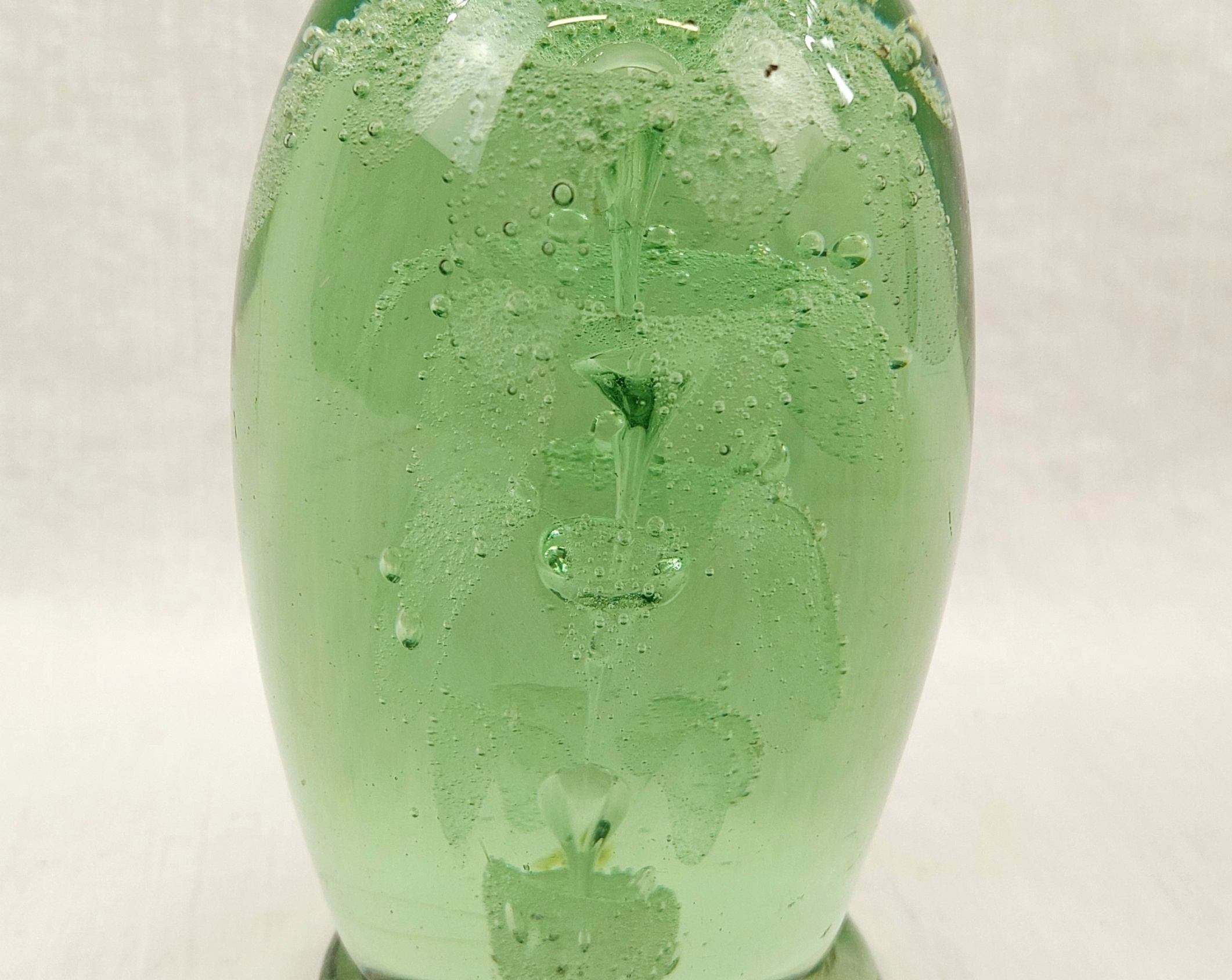 Victorian Green Floral Dump Glass Paperweight With Base 4