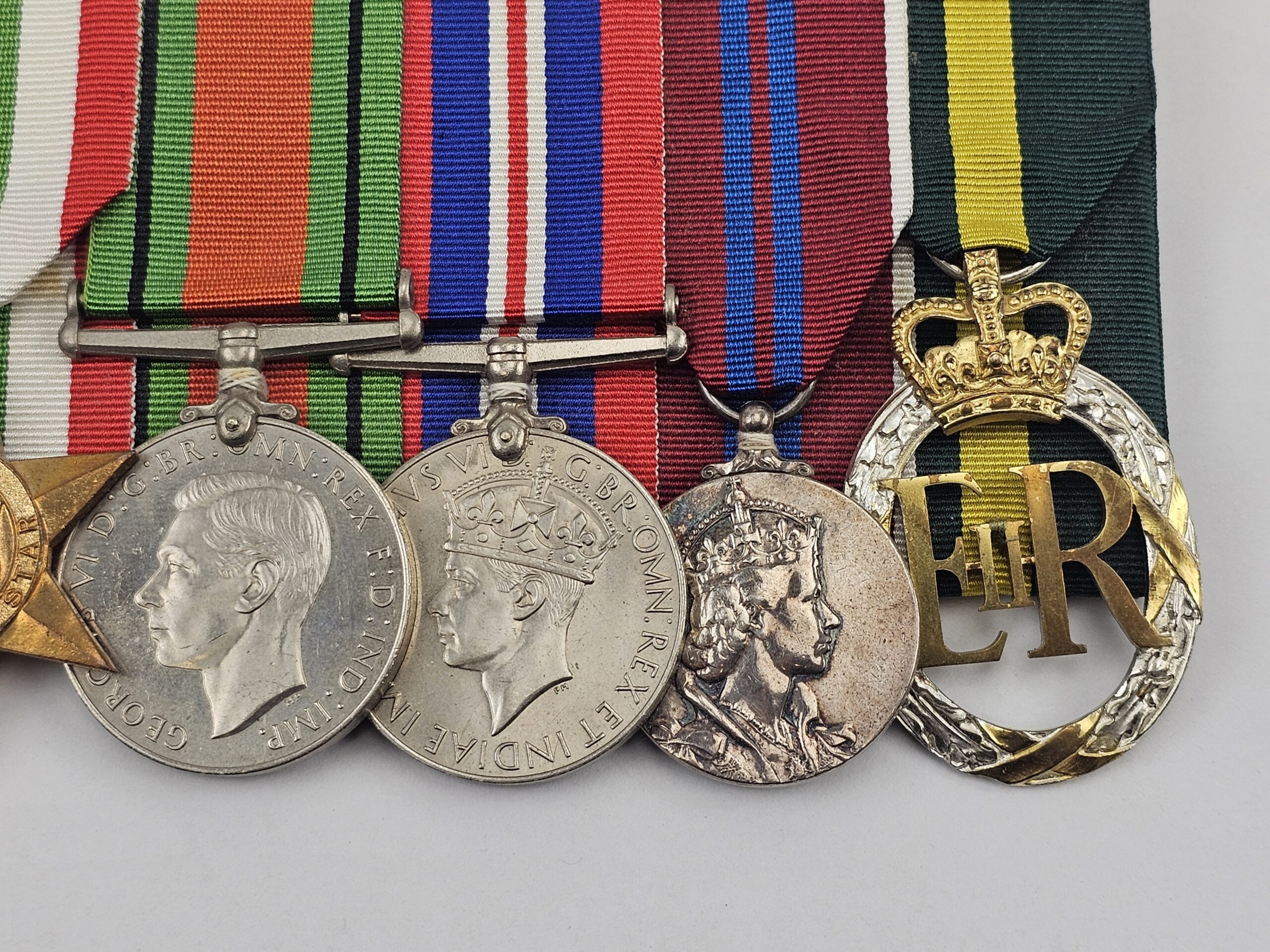 A British WW2 Italy Star and Teritorial Medal Set (3)