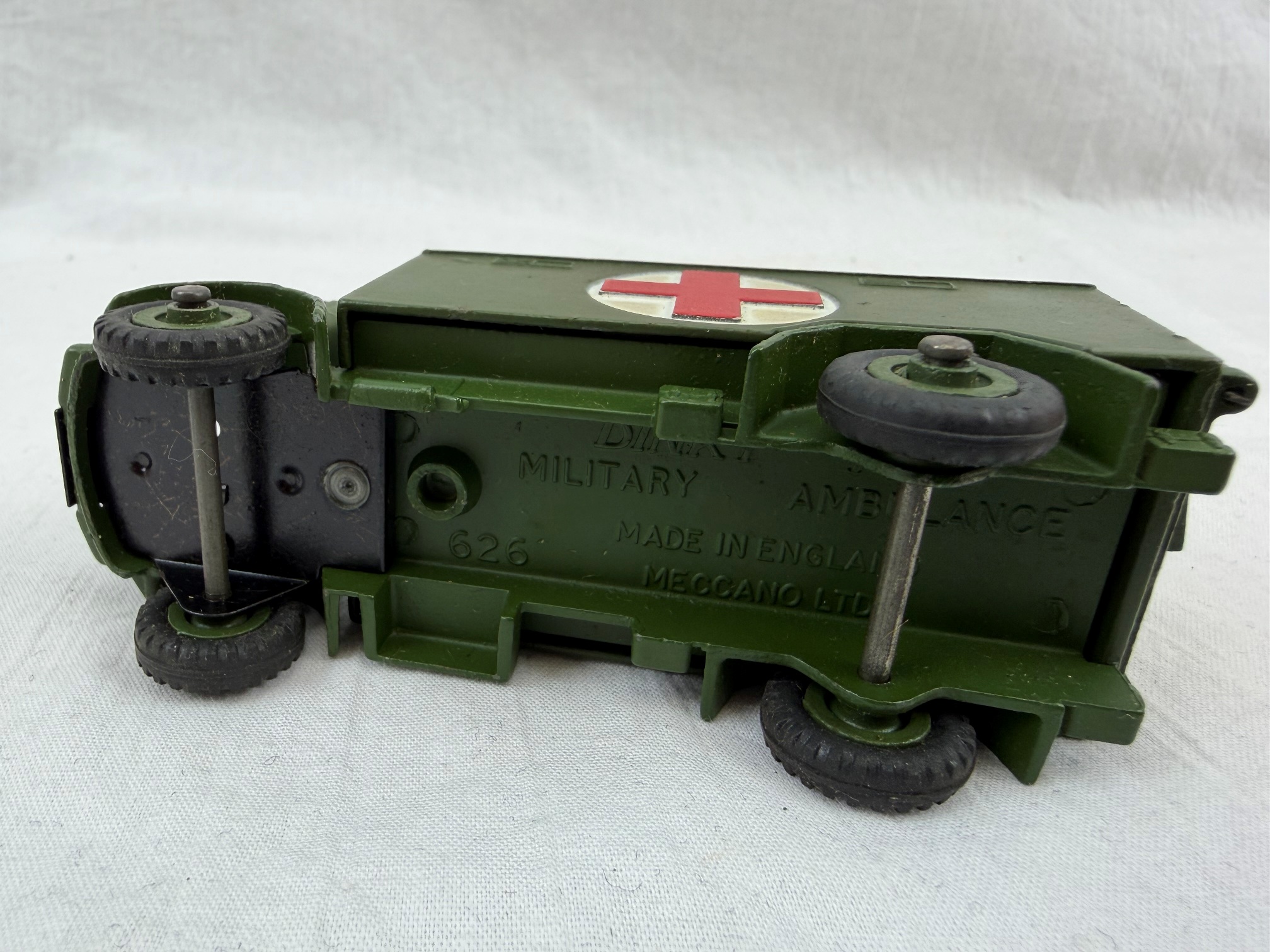Boxed Dinky Toys 626 Military Ambulance 6