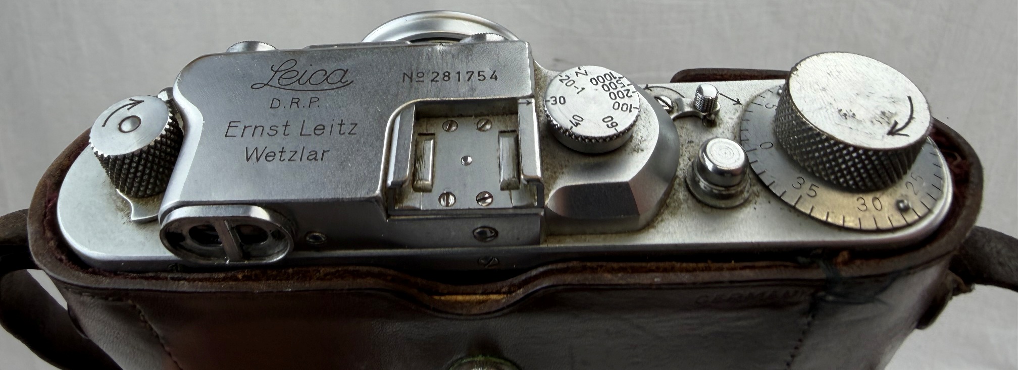 Cased Leica IIIF 35mm Roll Rangefinder Camera With Instructions 7