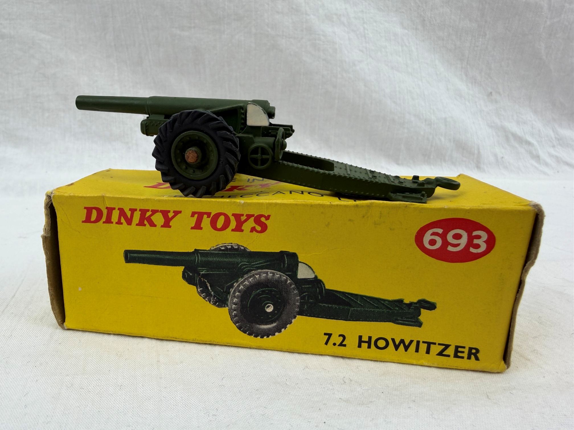 Dinky Toys 693 7.2 Howitzer 1