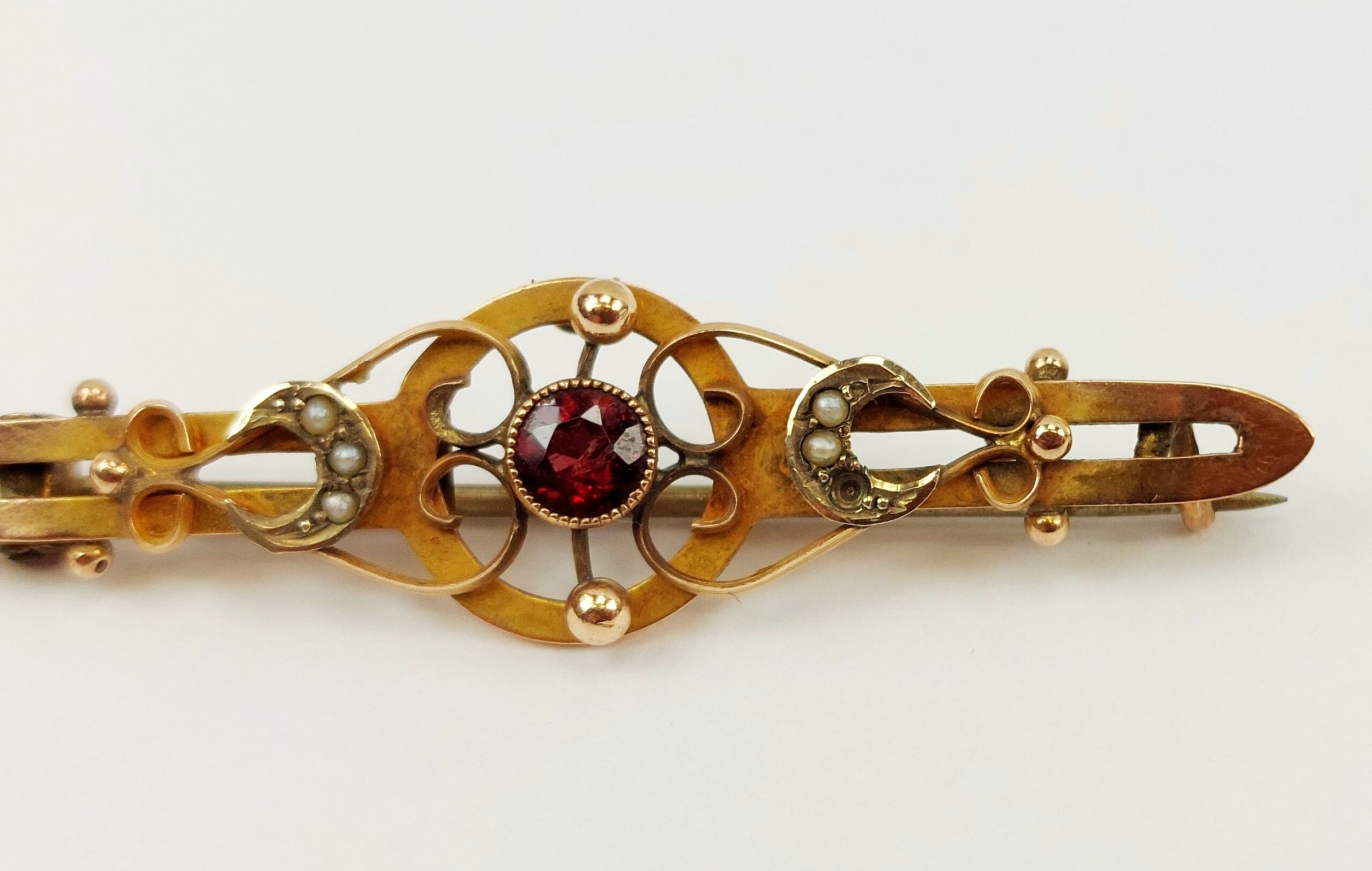 JA_2478222137 - Antique 9ct Gold Garnet & Pearl Brooch (3)
