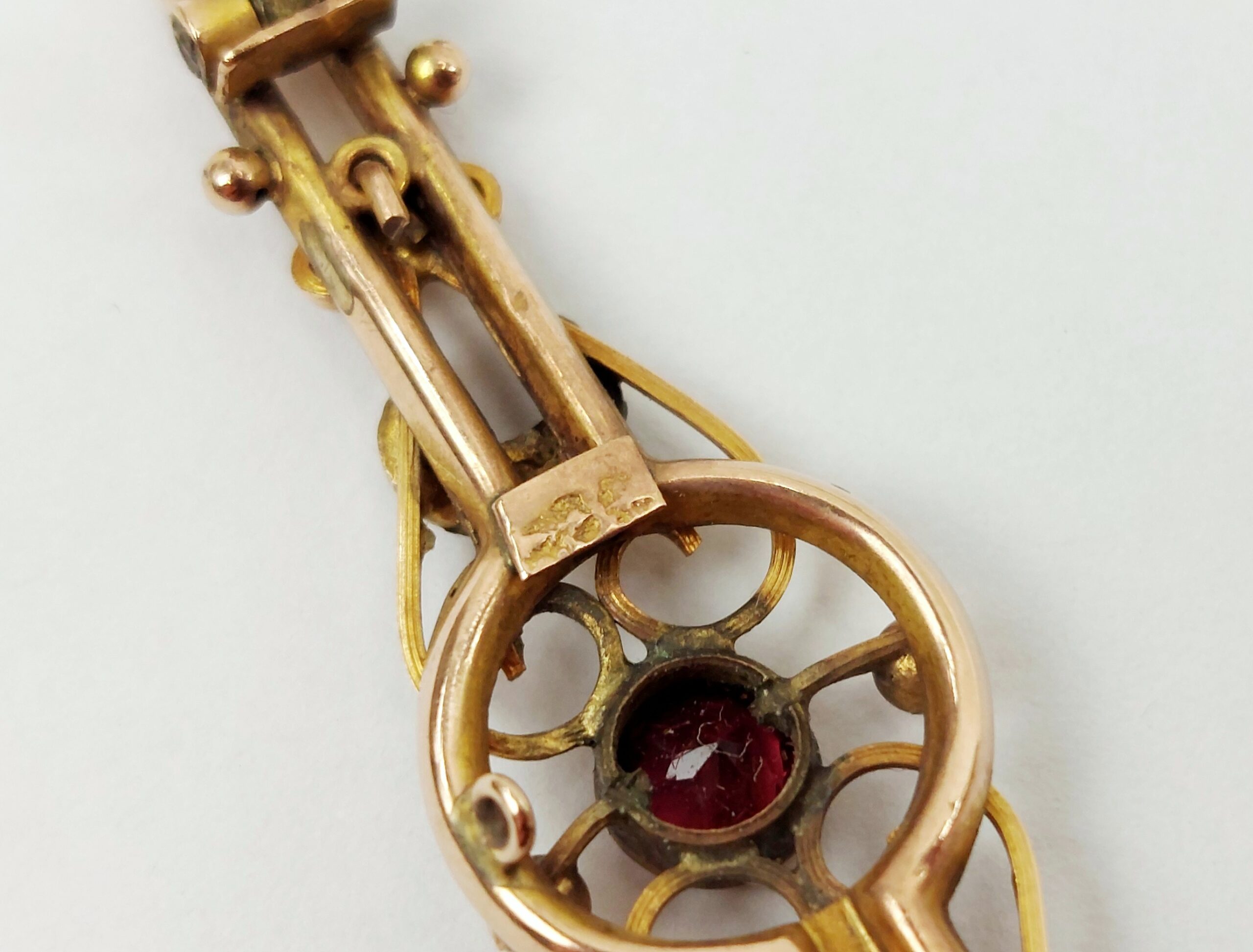 JA_2478222137 - Antique 9ct Gold Garnet & Pearl Brooch (6)