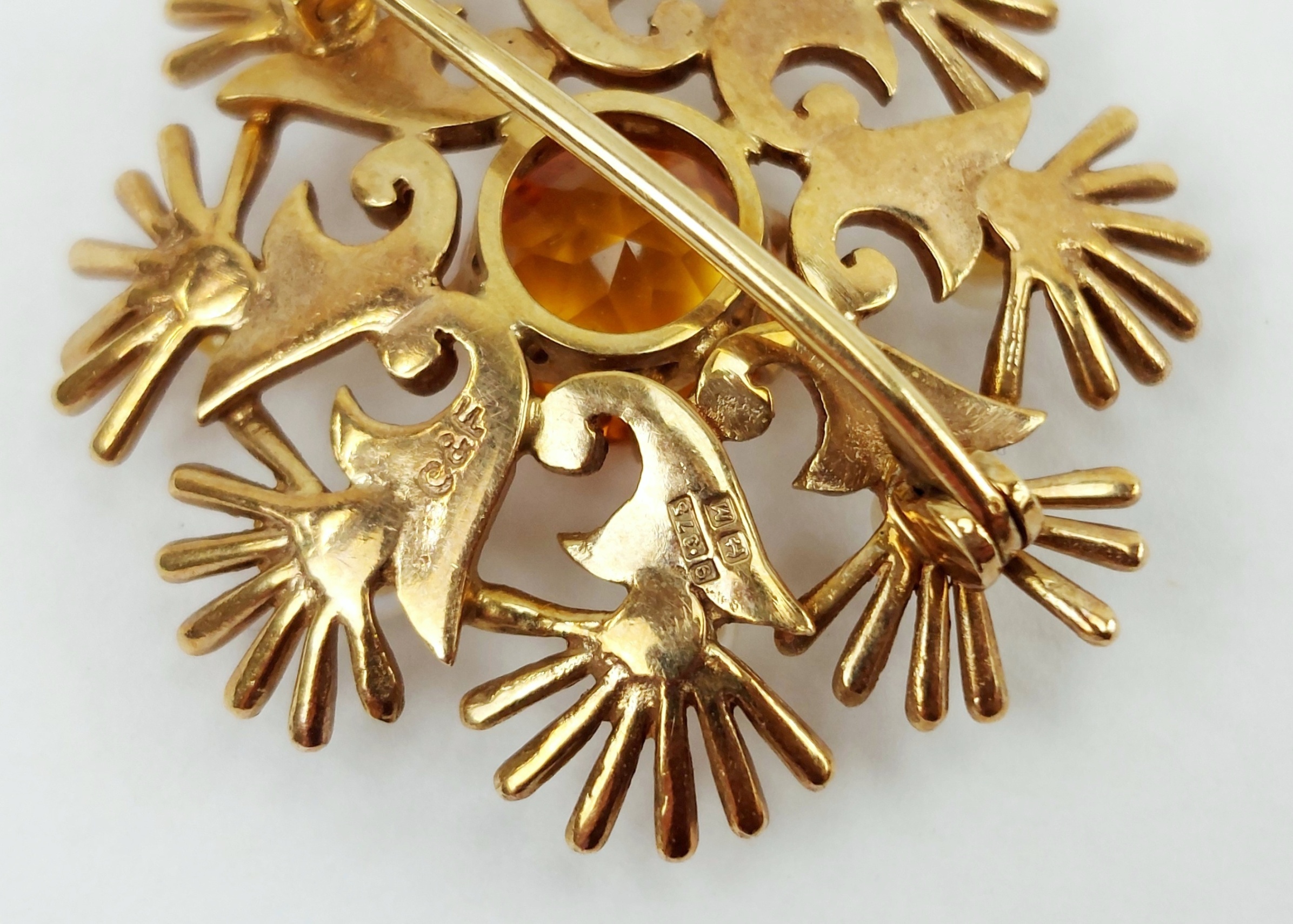 JA_3313221980 - 9ct Gold Citrine & Pearl Brooch (4)