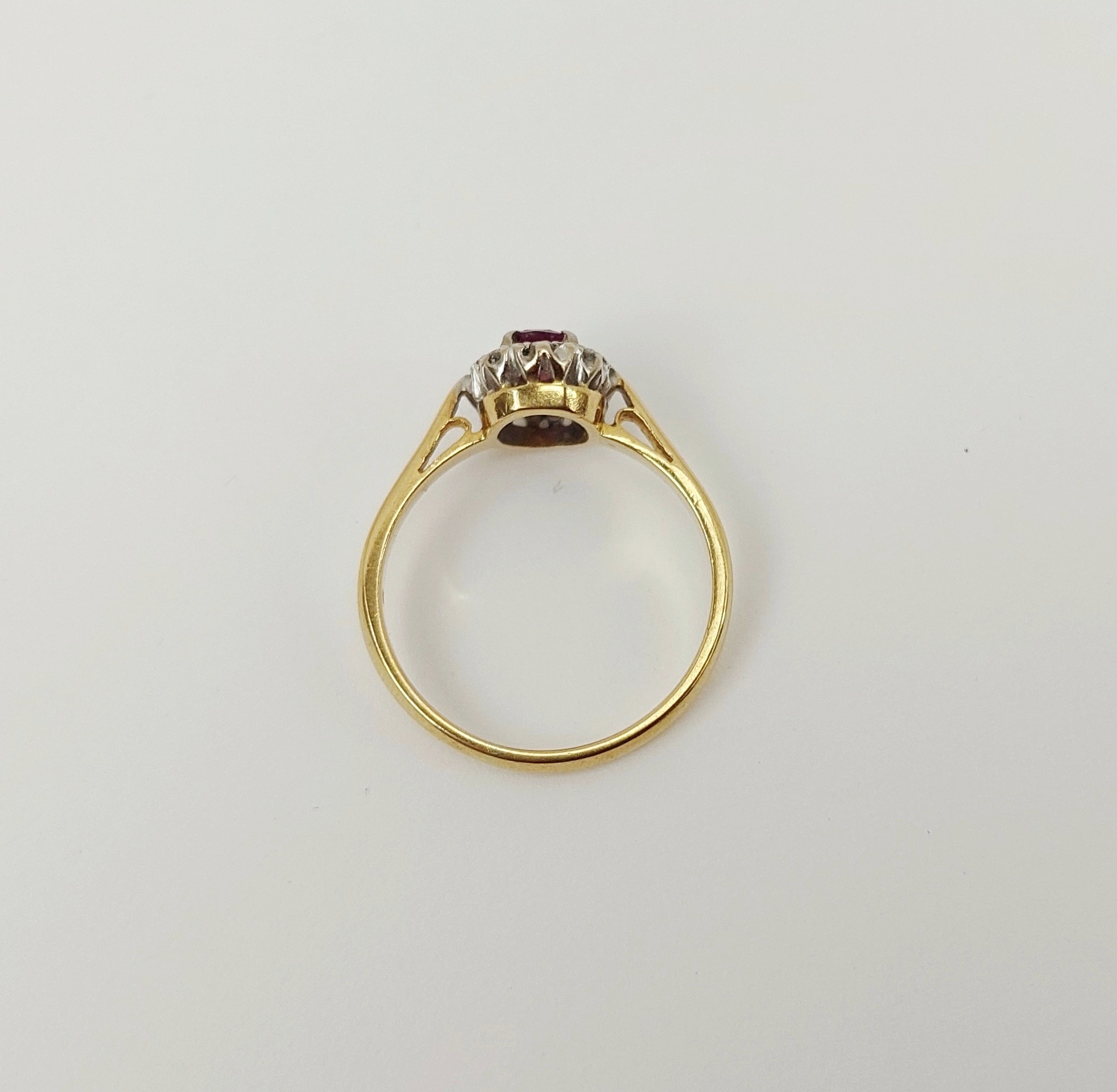 JA_8275221668 - 18ct Gold Ruby & Diamond Ring UK Size N, US 6 (7)