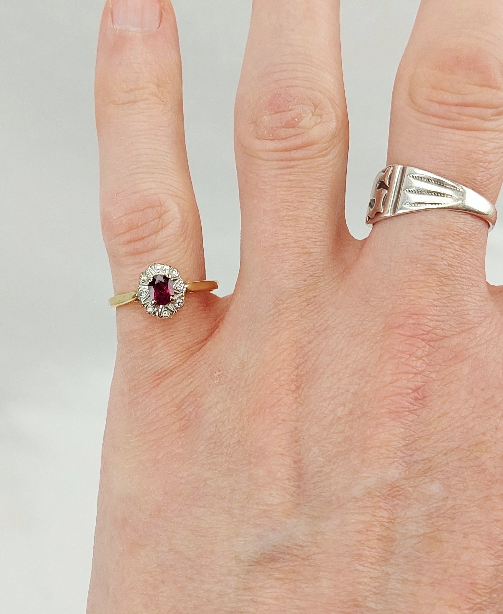 JA_8275221668 - 18ct Gold Ruby & Diamond Ring UK Size N, US 6 (8)
