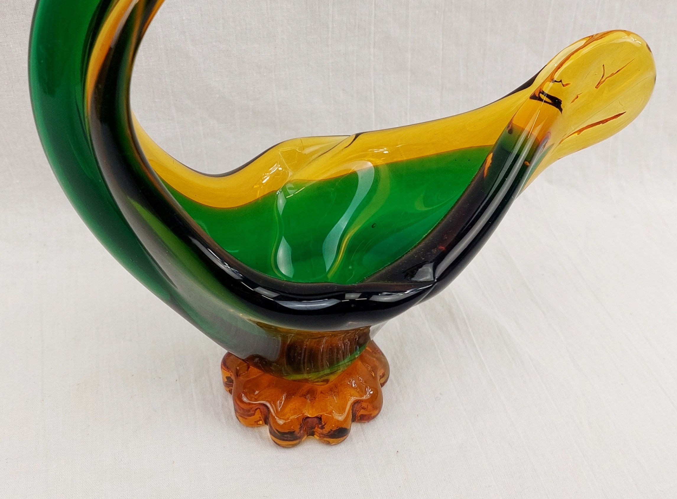 Large 1950s Murano Sommerso Glass Bird Bowl 7
