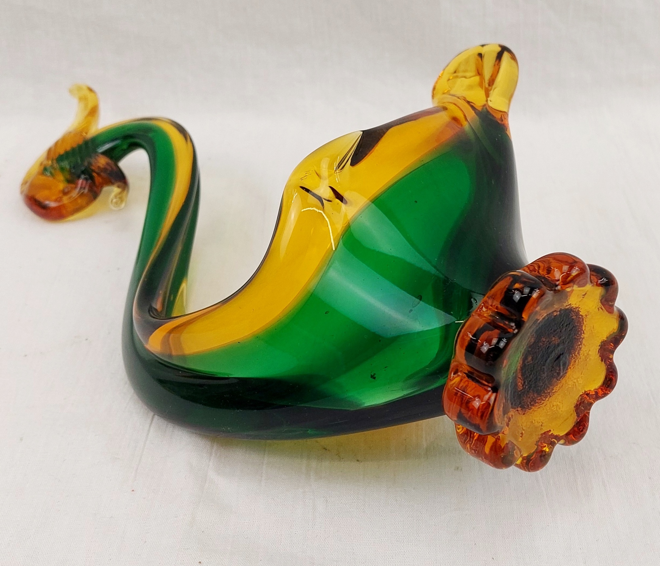 Large 1950s Murano Sommerso Glass Bird Bowl 8
