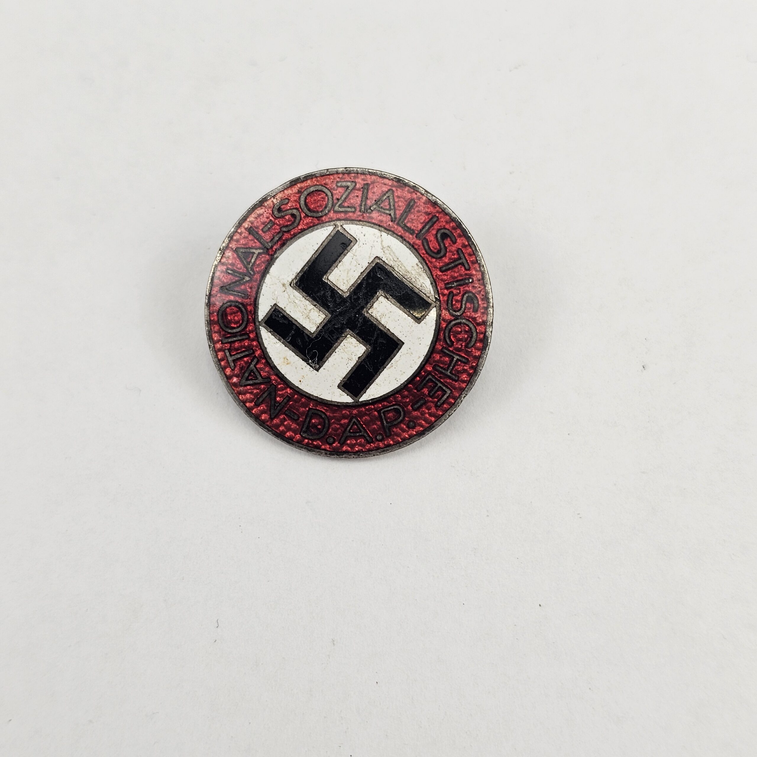 WW2, German, NSDAP Party Badge (National-Sozialistische Deutsche Arbeiterpartei), RZM M1-34 (1)
