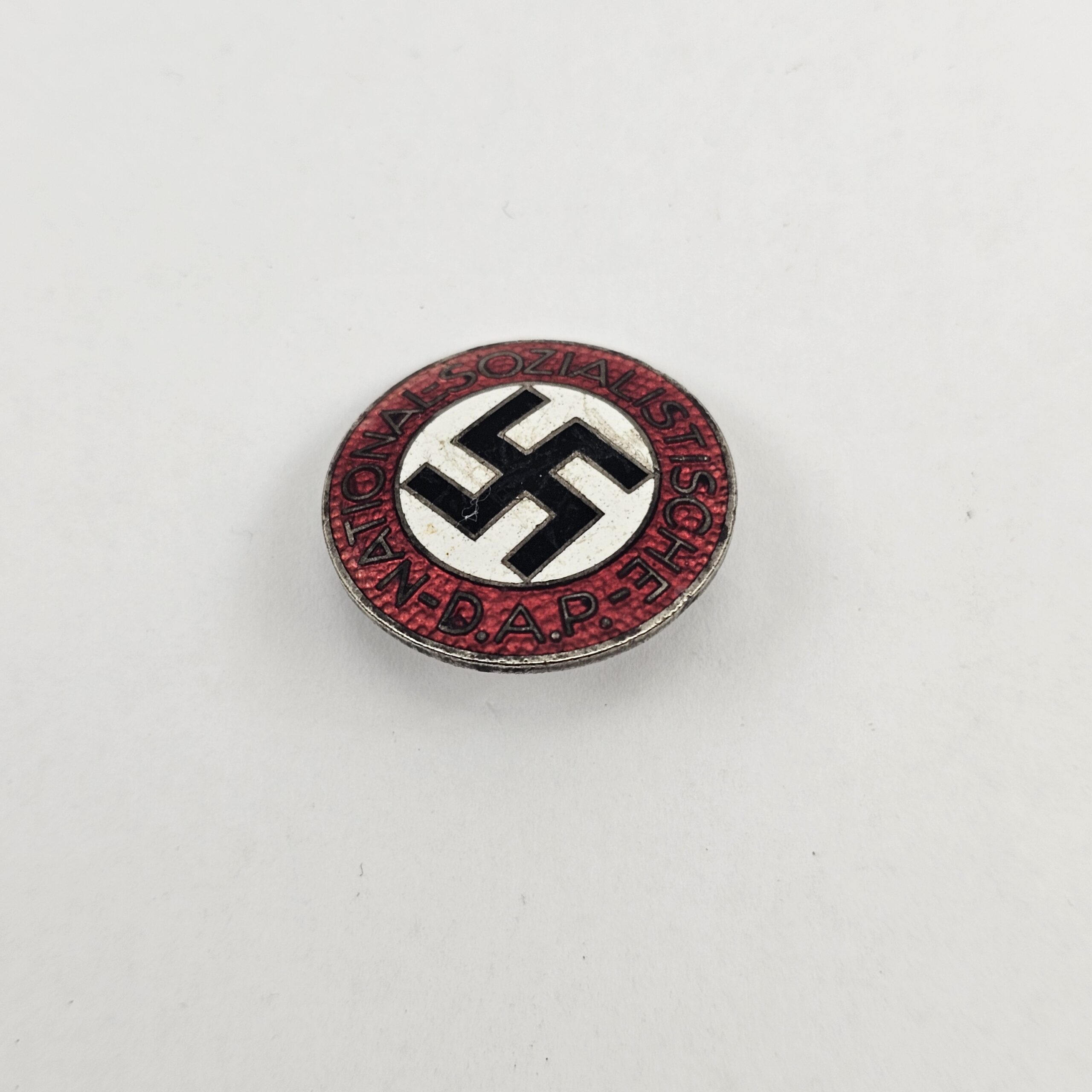 WW2, German, NSDAP Party Badge (National-Sozialistische Deutsche Arbeiterpartei), RZM M1-34 (2)