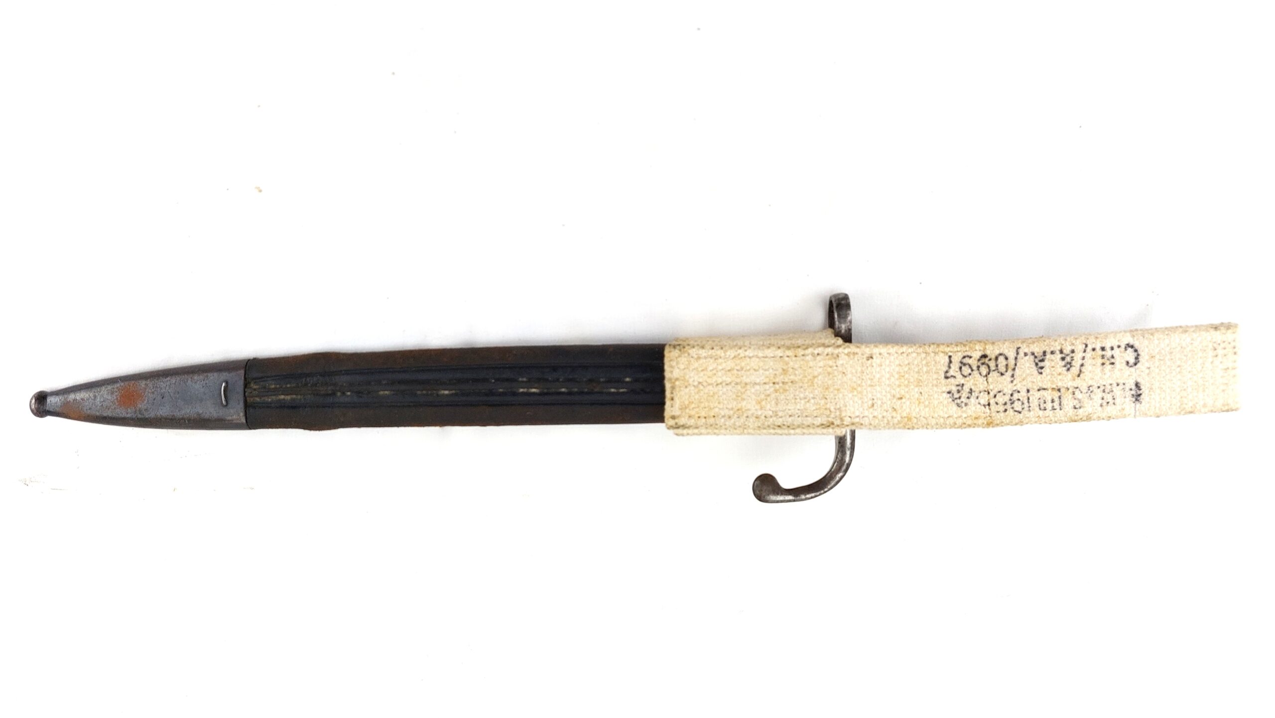 Brazilian, c.1937, M190834 Knife Bayonet with Scabbard & P37 Web Frog (30)
