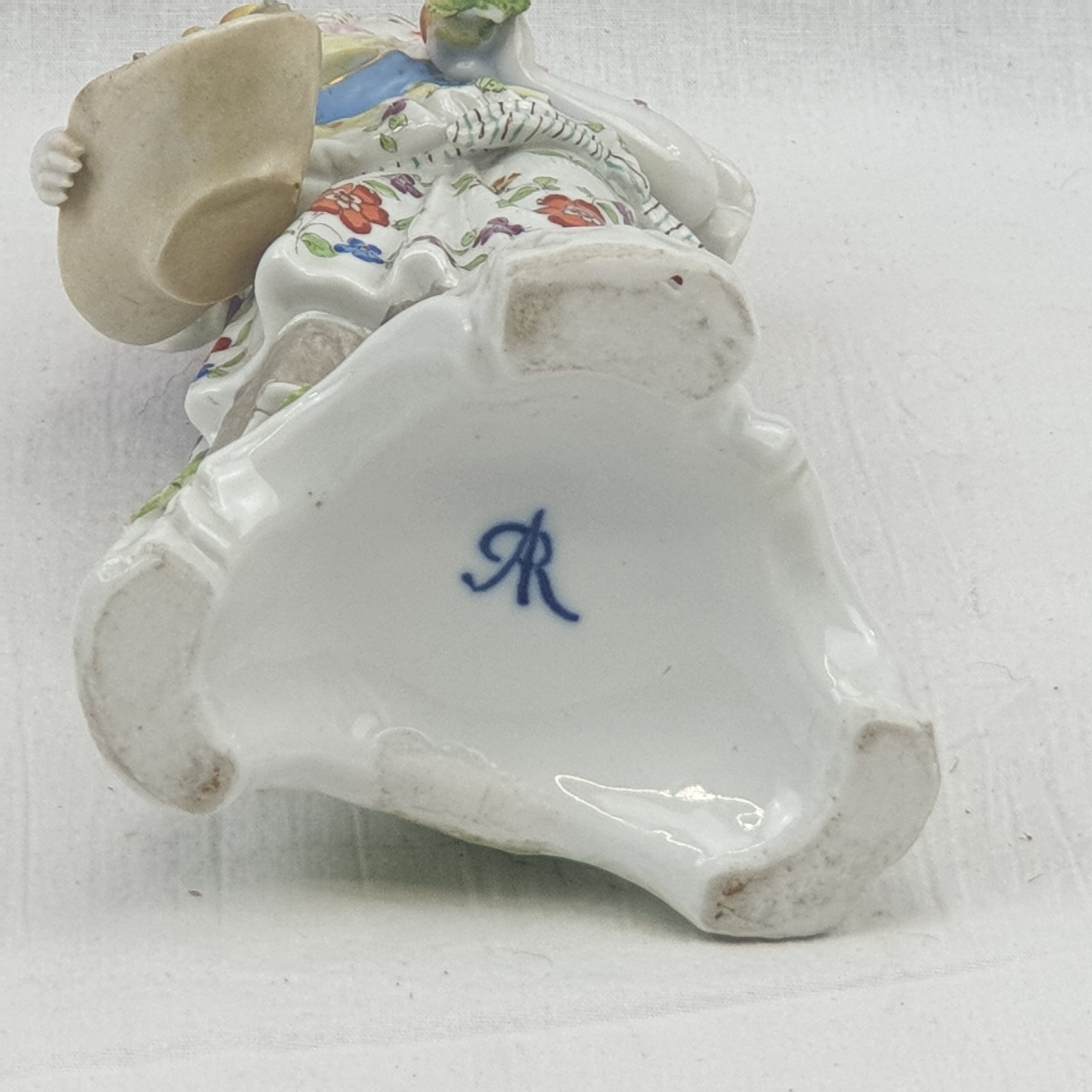 1880s Augustus Rex Porcelain Figurine Of A Lady With Fruit Basket By Helena Wolfsohn 19