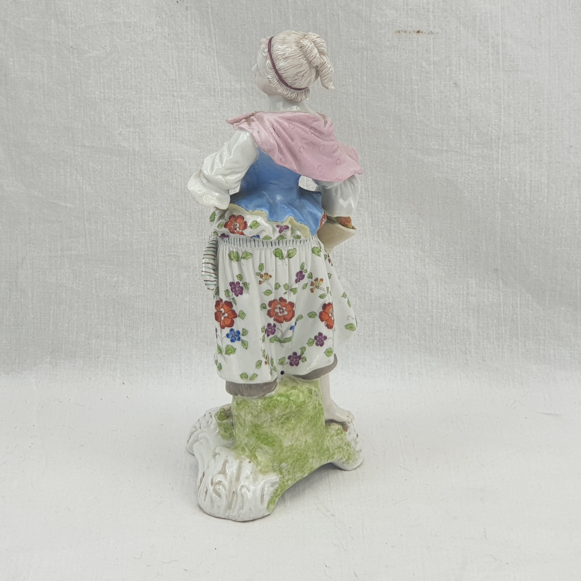 1880s Augustus Rex Porcelain Figurine Of A Lady With Fruit Basket By Helena Wolfsohn 3