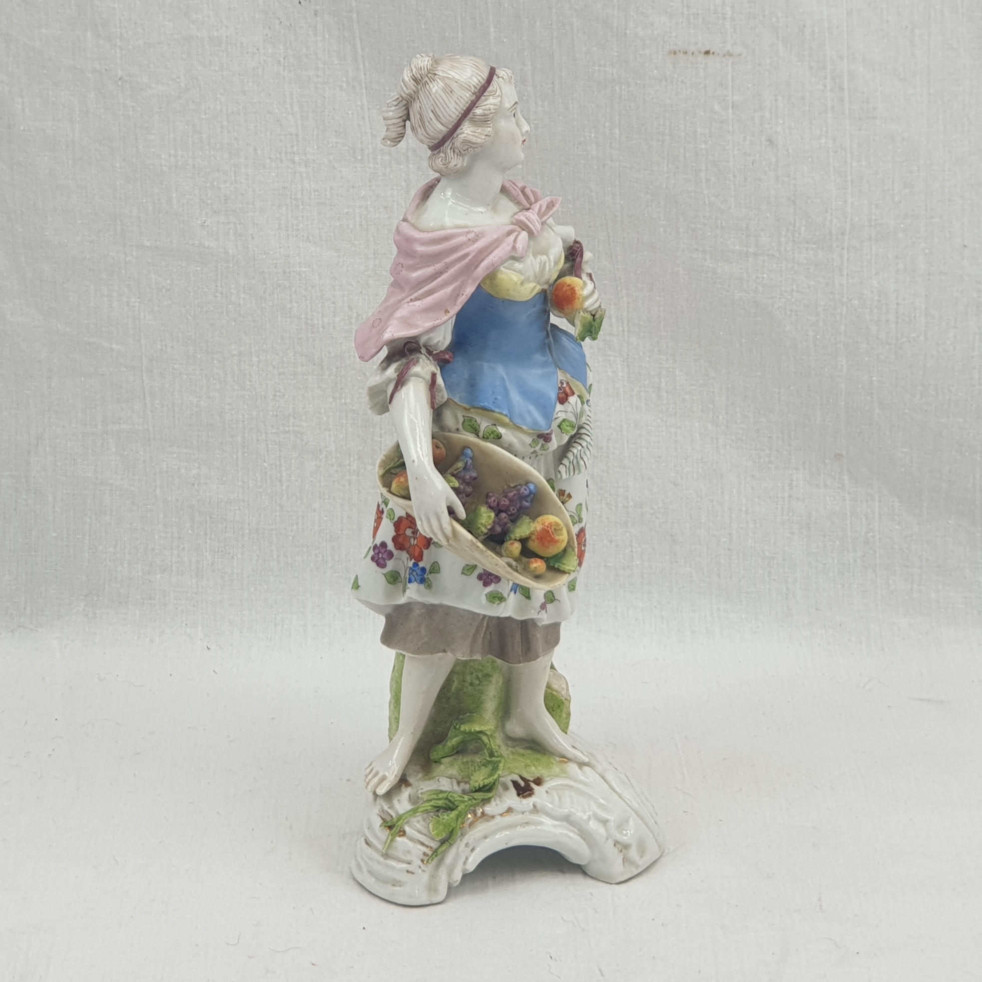 1880s Augustus Rex Porcelain Figurine Of A Lady With Fruit Basket By Helena Wolfsohn 5