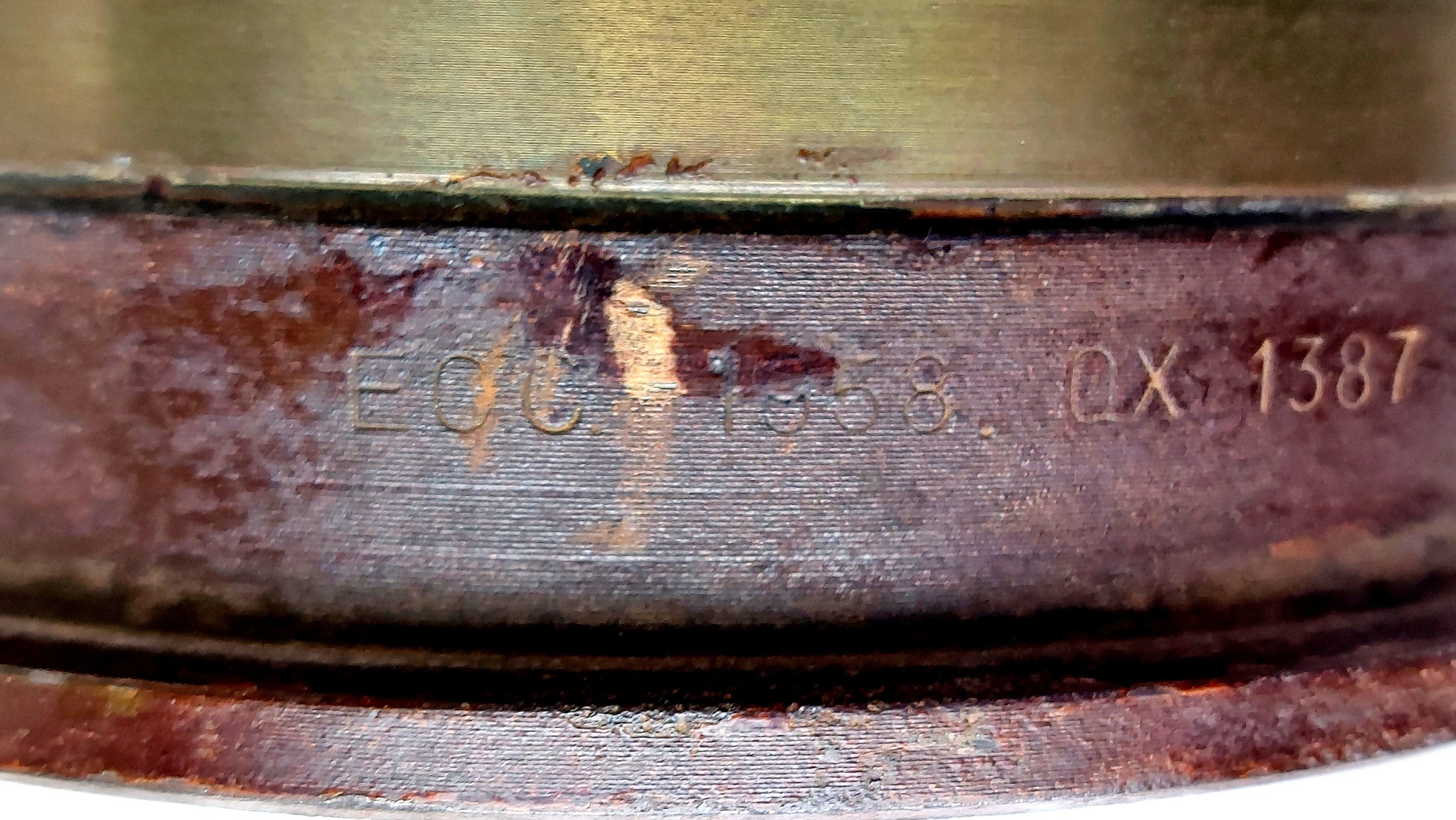 British Army, Cold War 1958–1981, 120mm WOMBAT BAT MOBAT HESH L19A3 Inert Shell & Brass Case (10)