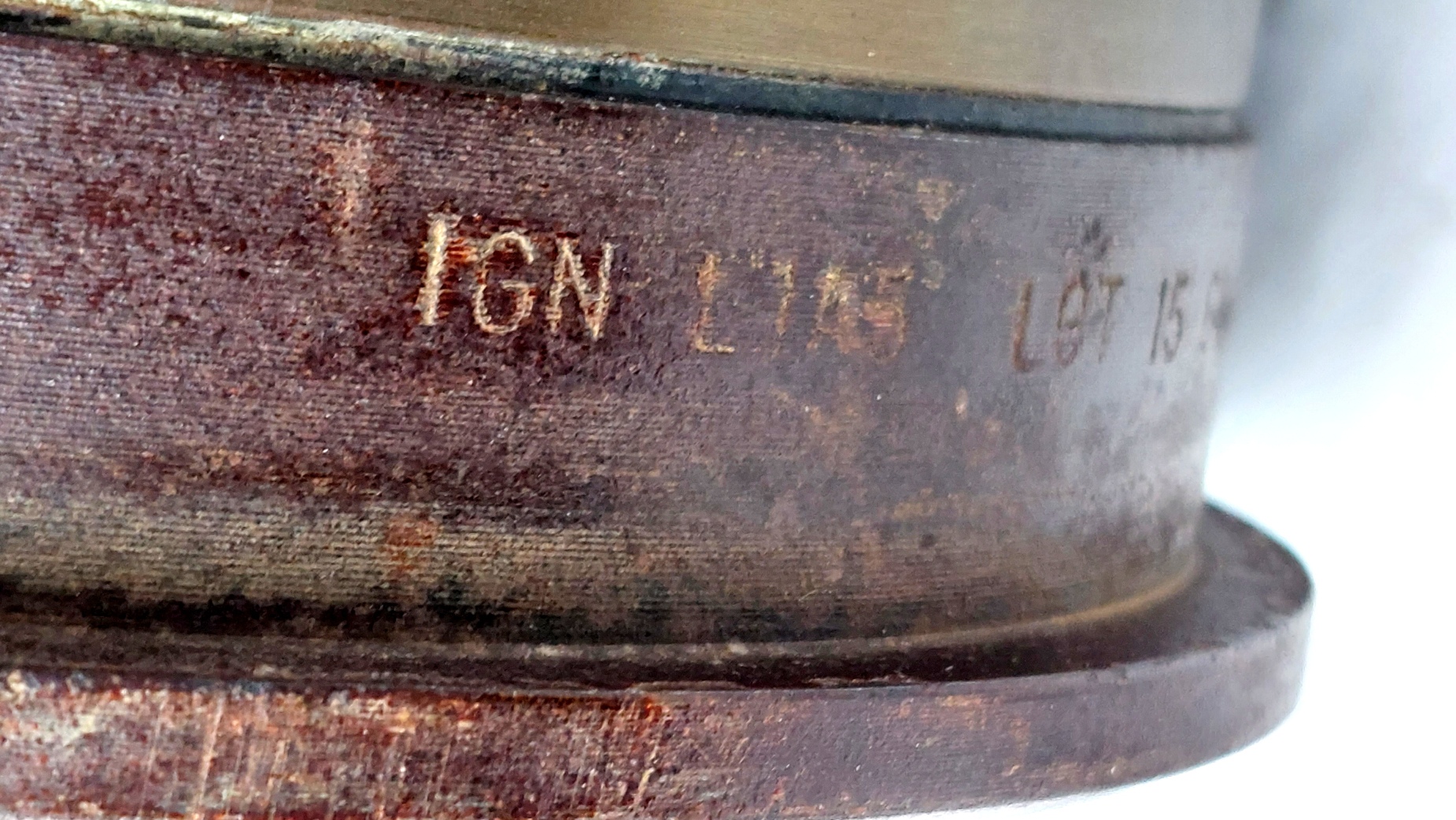 British Army, Cold War 1958–1981, 120mm WOMBAT BAT MOBAT HESH L19A3 Inert Shell & Brass Case (11)