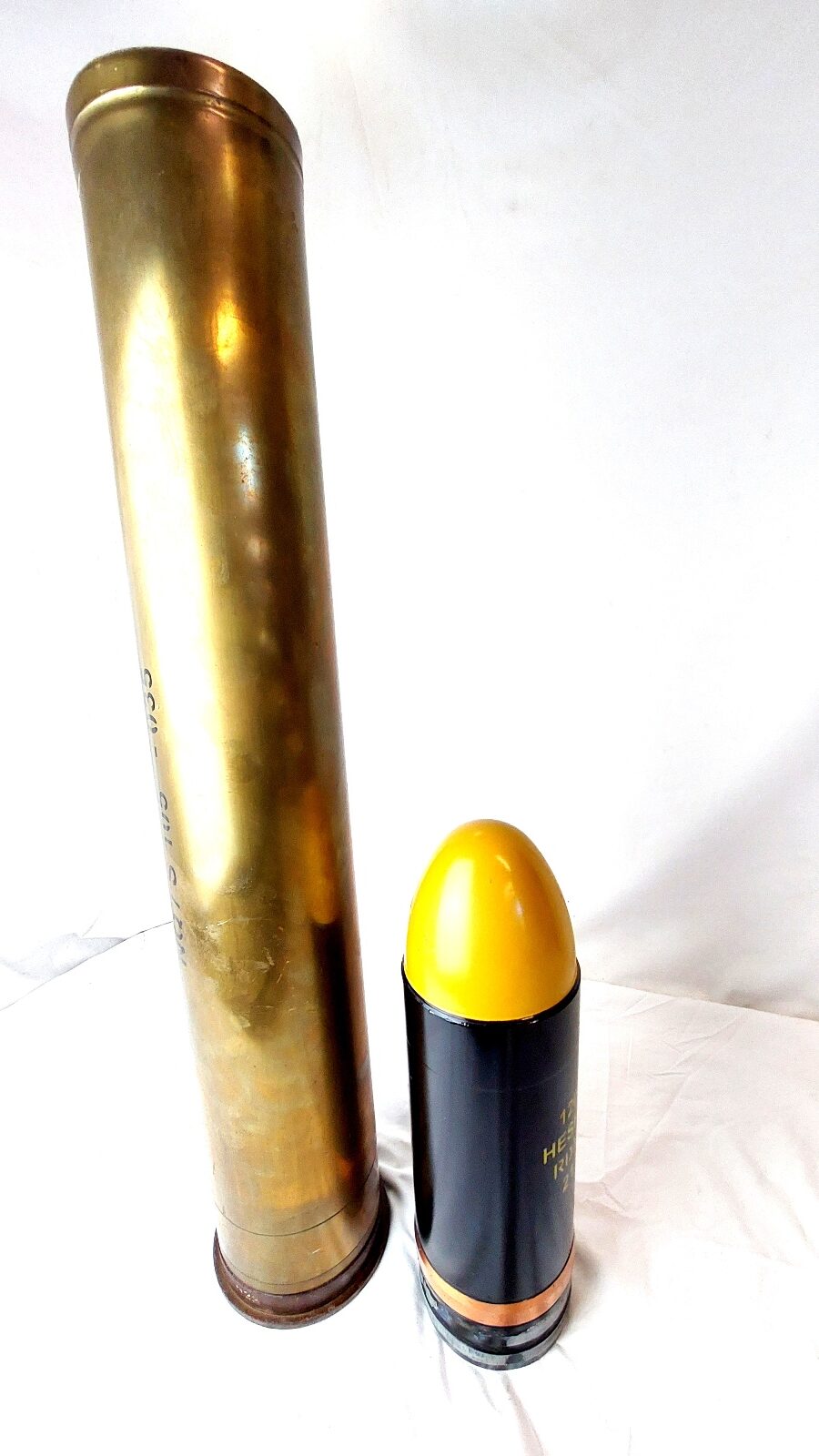 British Army, Cold War 1958–1981, 120mm WOMBAT BAT MOBAT HESH L19A3 Inert Shell & Brass Case (23)