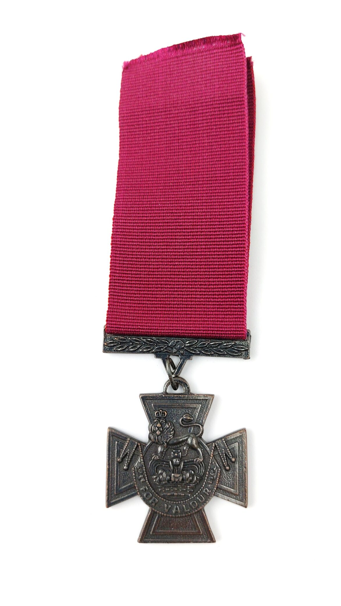 British, Victoria Cross (VC) Medal Replica, “For Valour” (1)
