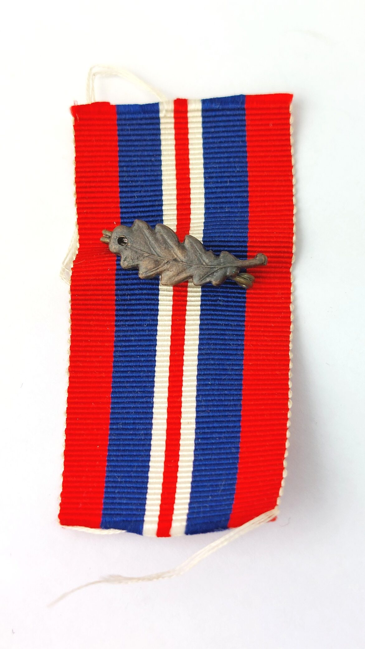 British, WW2, Mentioned in Despatches Oak Leaf Device on 1939–45 War Medal Ribbon (1)