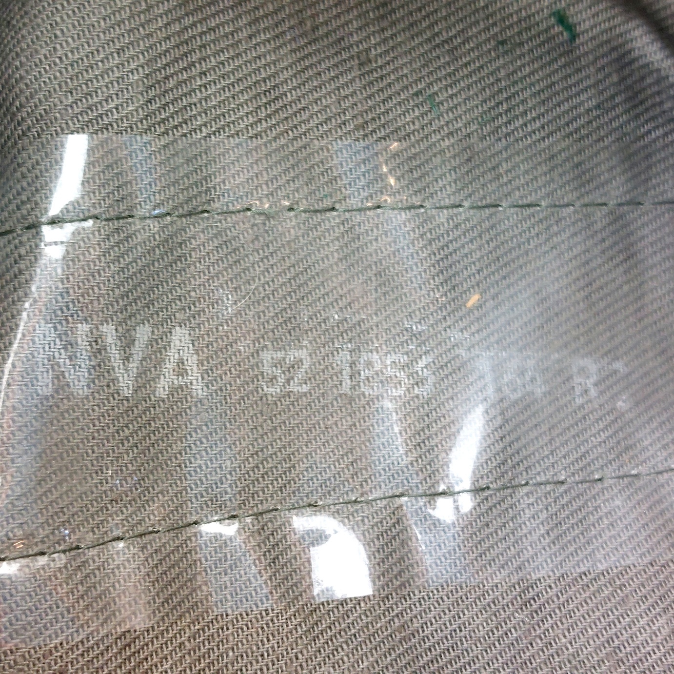 EA7027~1