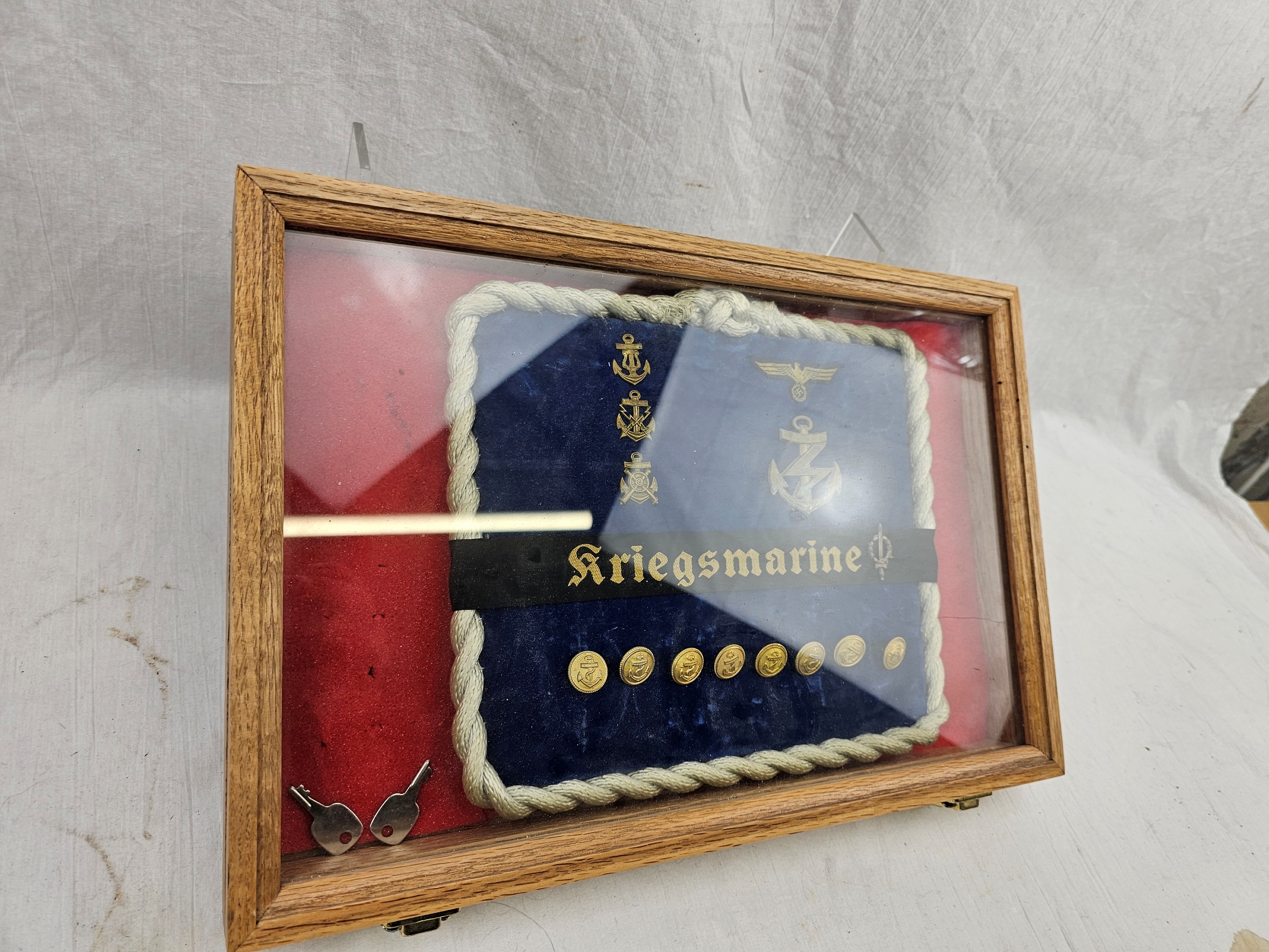 Framed Display Of WW2 German Kriegsmarine Buttons Badges Etc 4