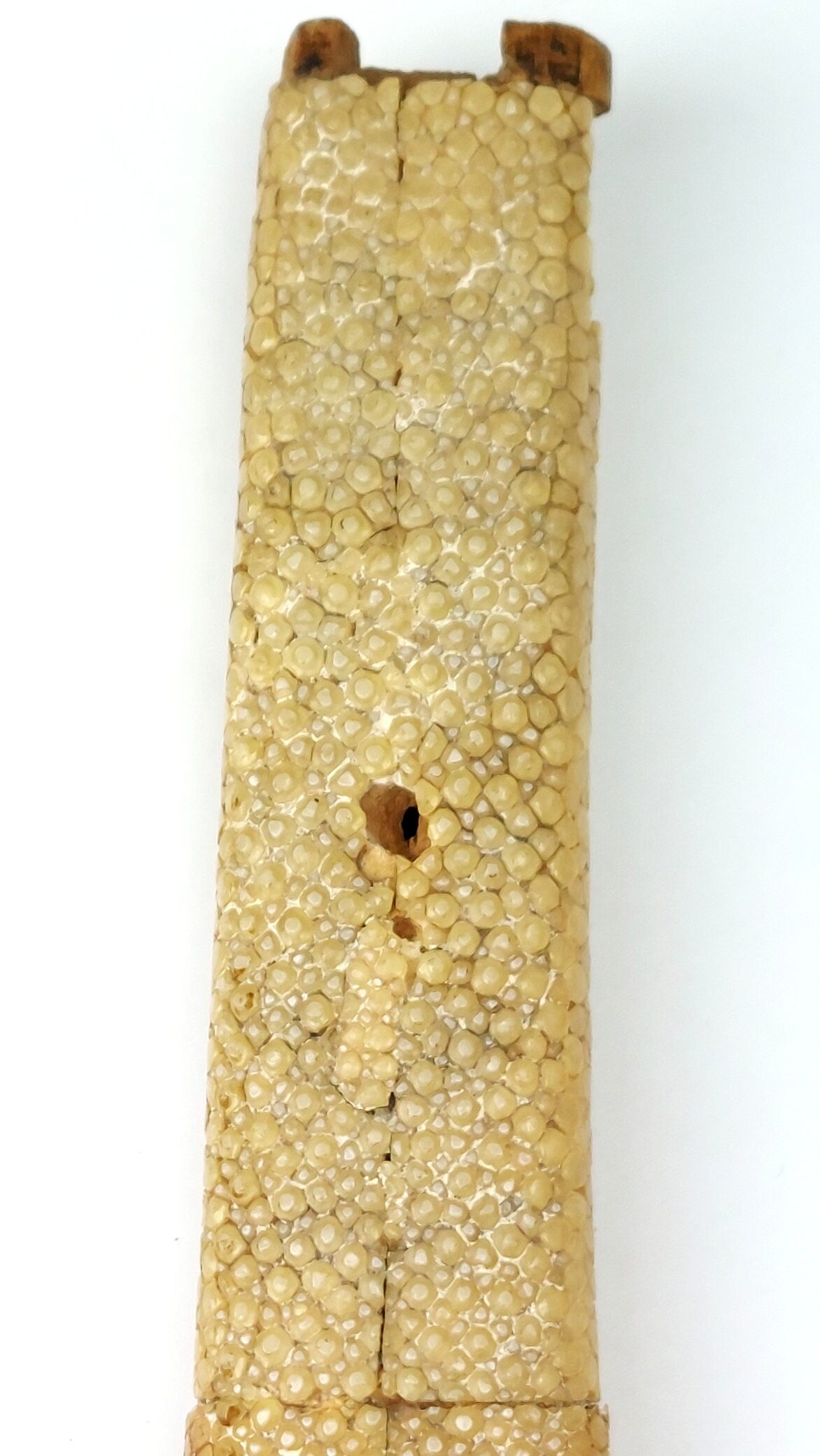 Japanese, Edo Period Wakizashi (Incomplete) with Decorated Koshirae, Stingray Skin Tsuka and Lacqu (14)